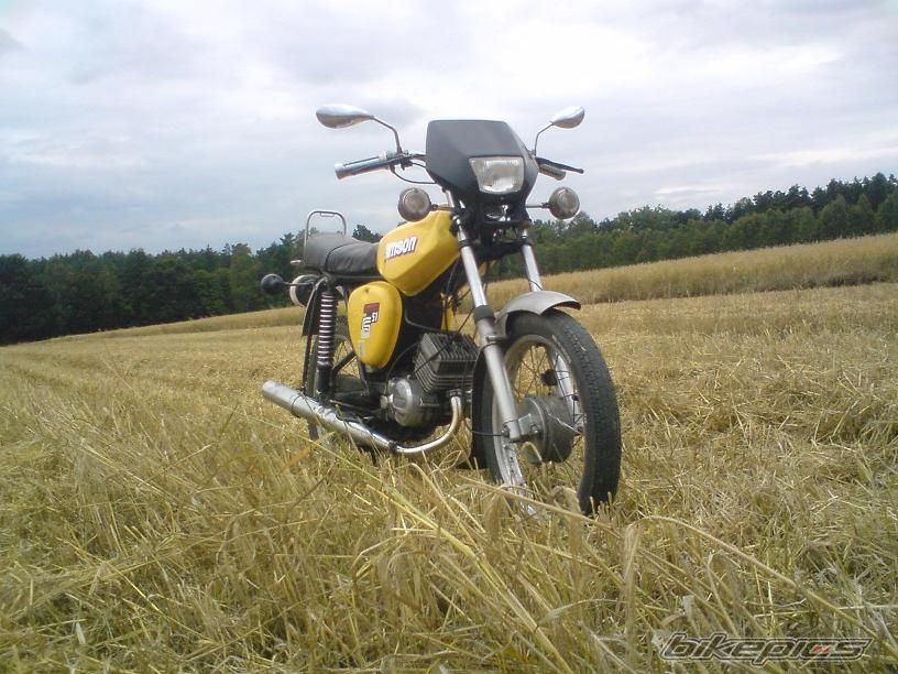Photo 1362146