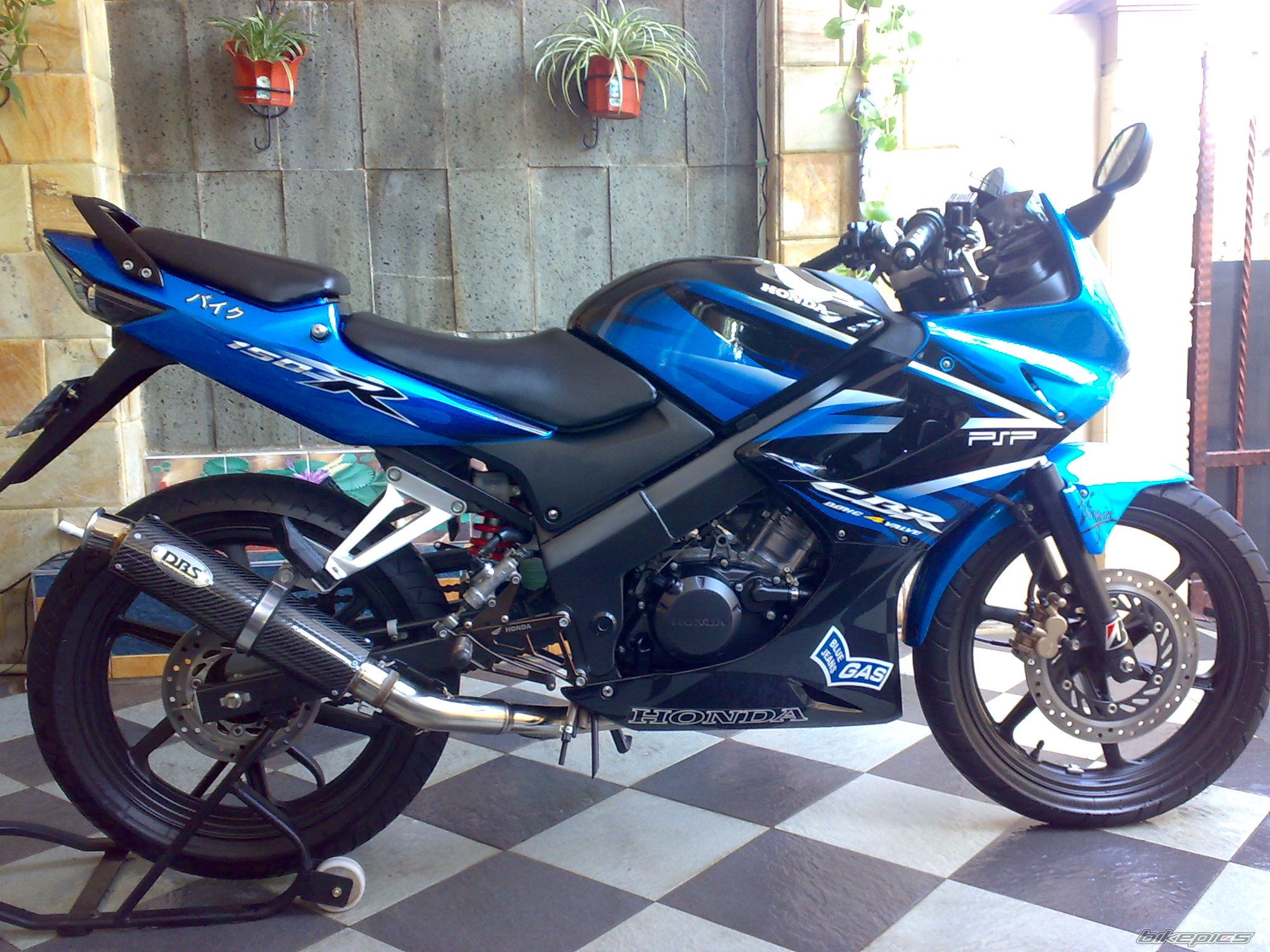Photo 1362632