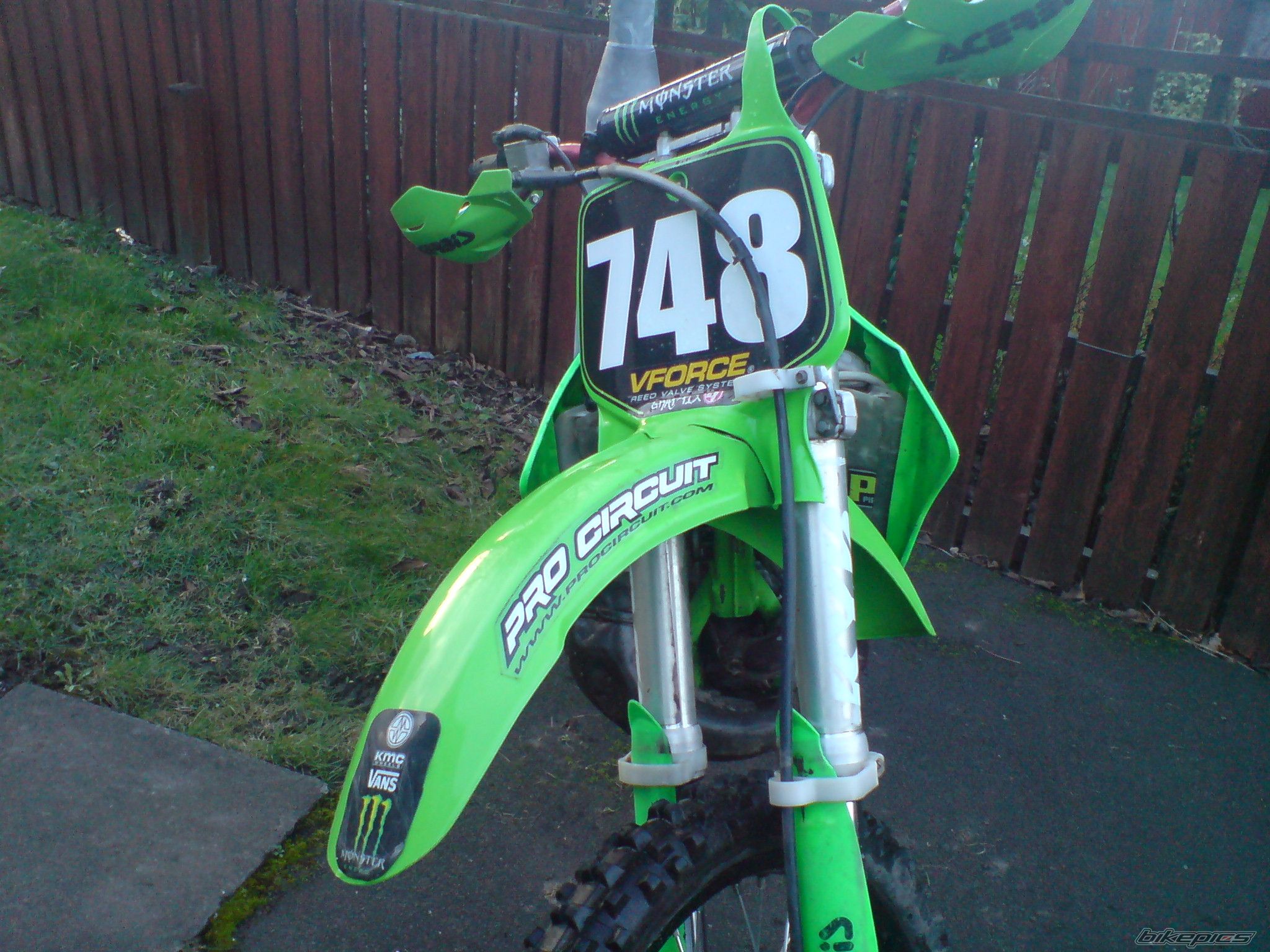 Photo 1362660