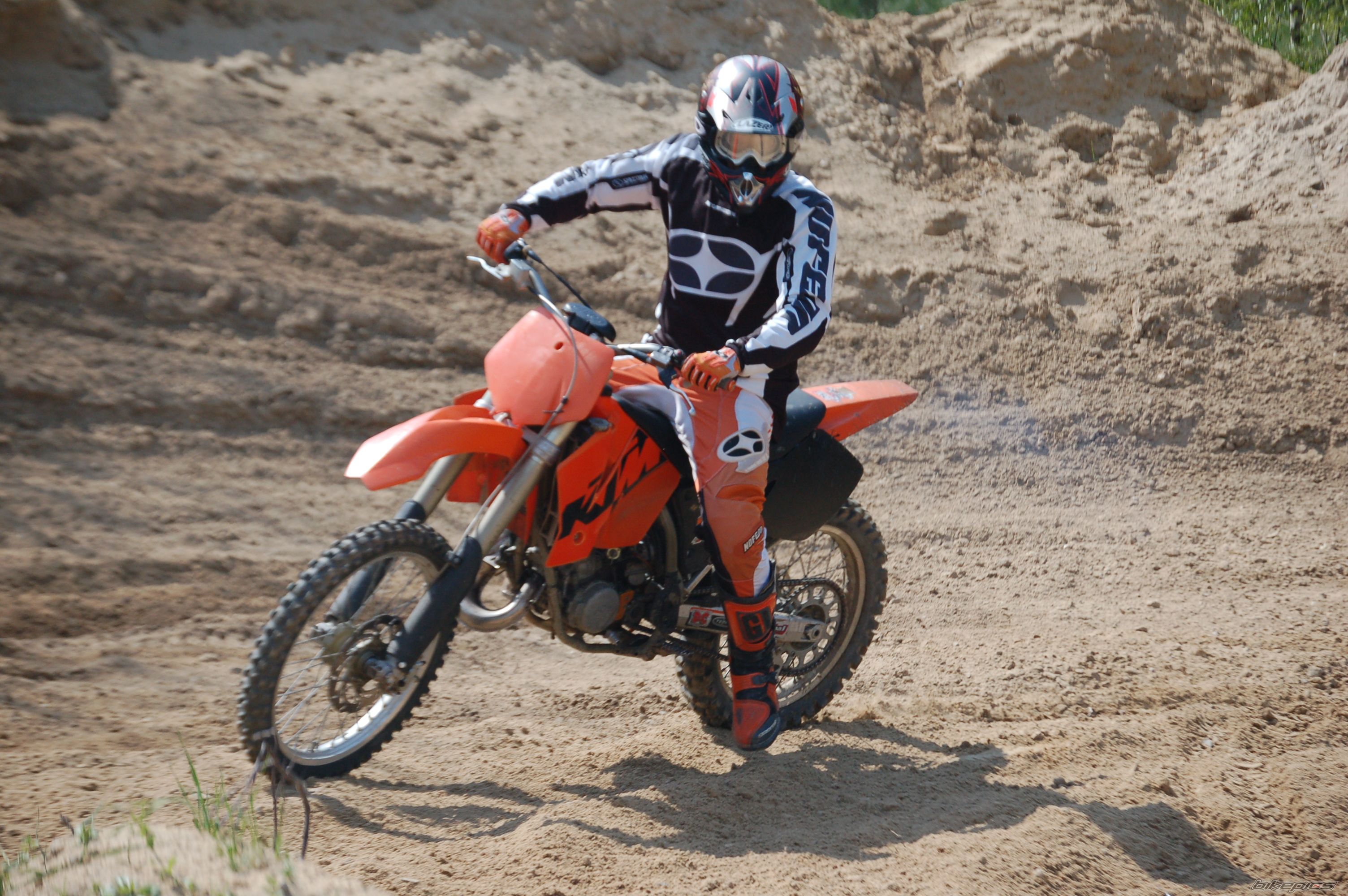 Photo 1362716