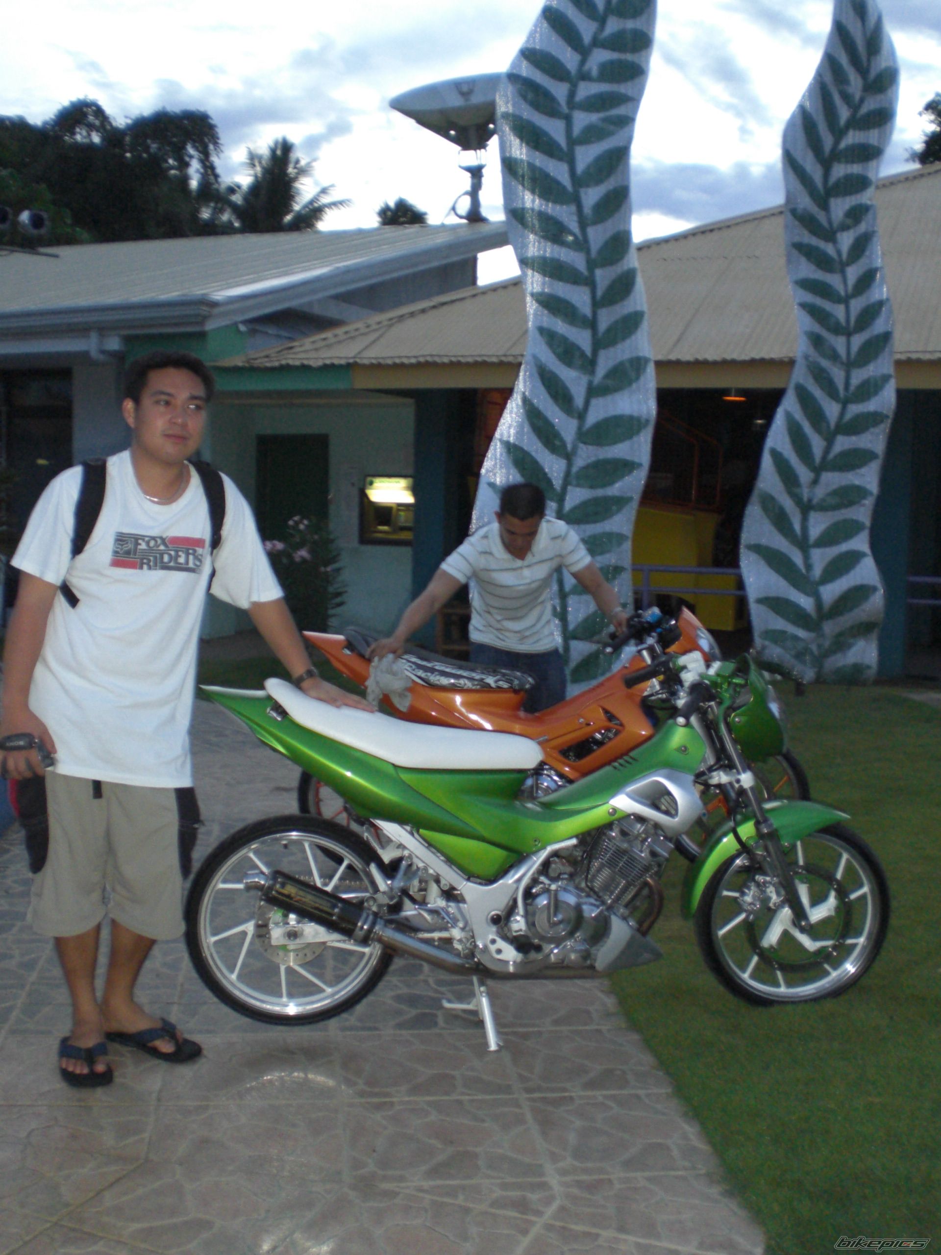 Photo 1363045