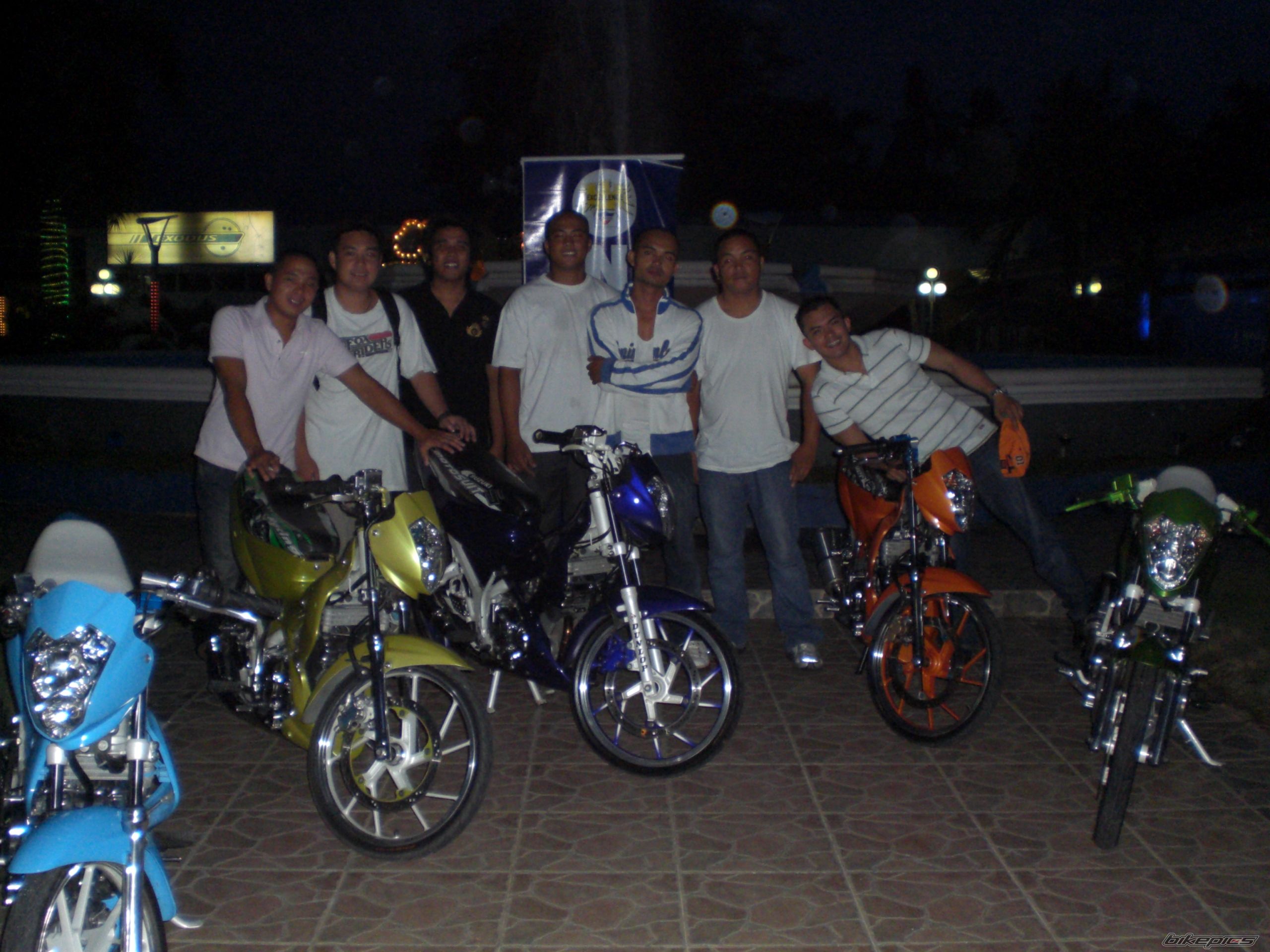 Photo 1363104