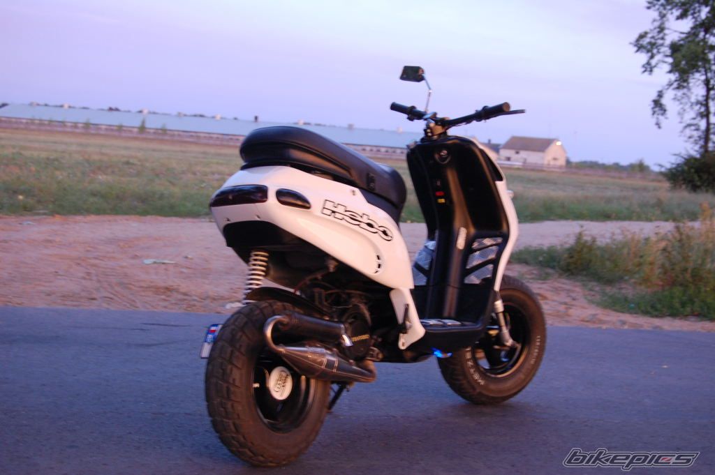 Photo 1363191