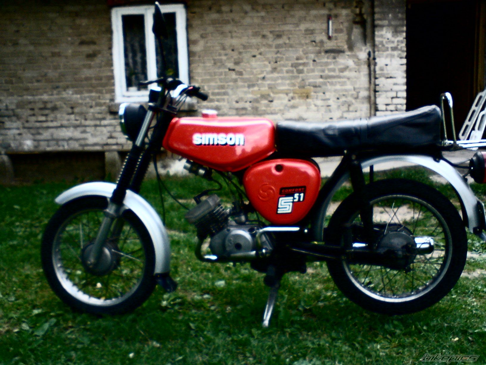 Photo 1363369