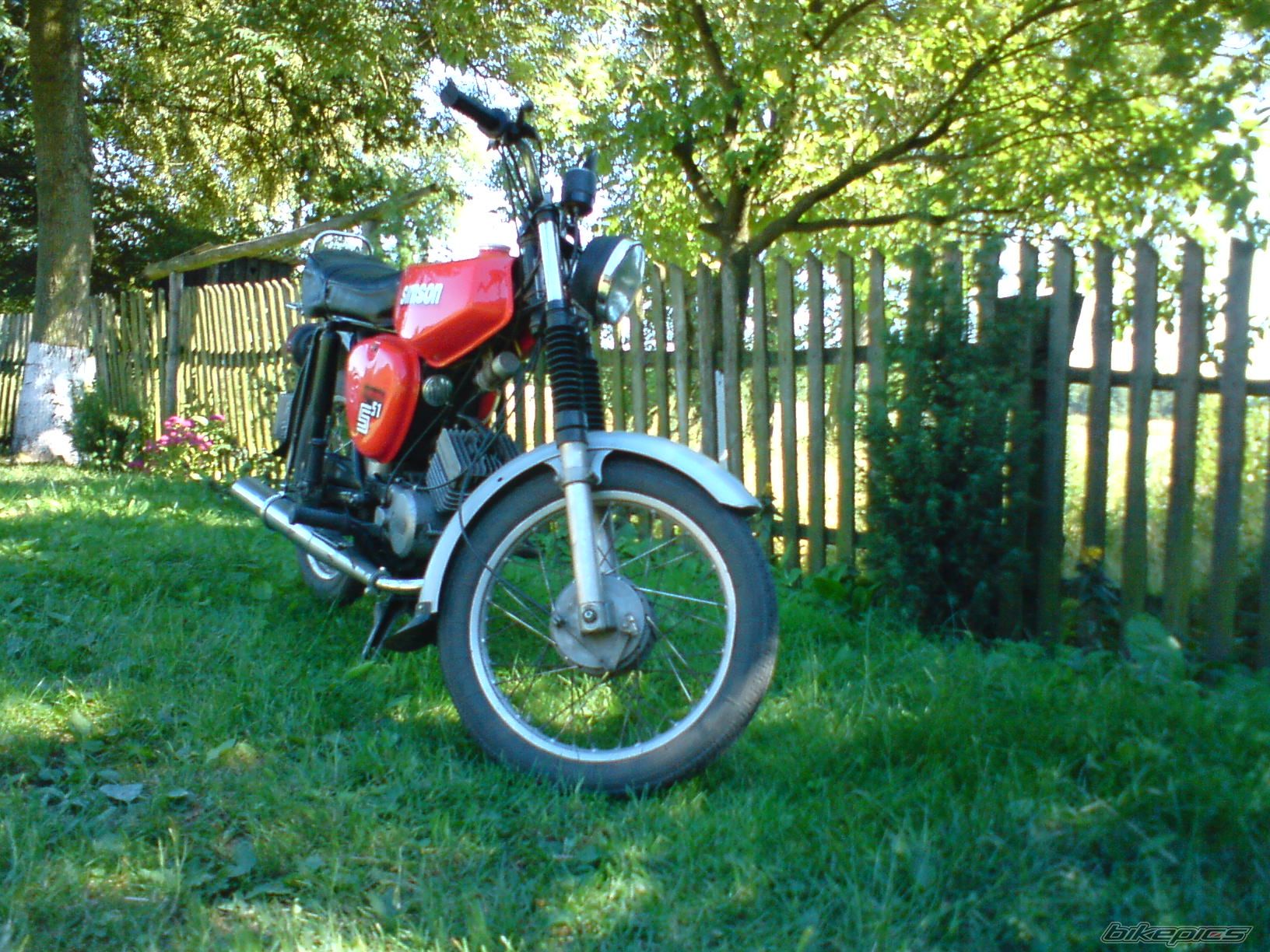 Photo 1363372