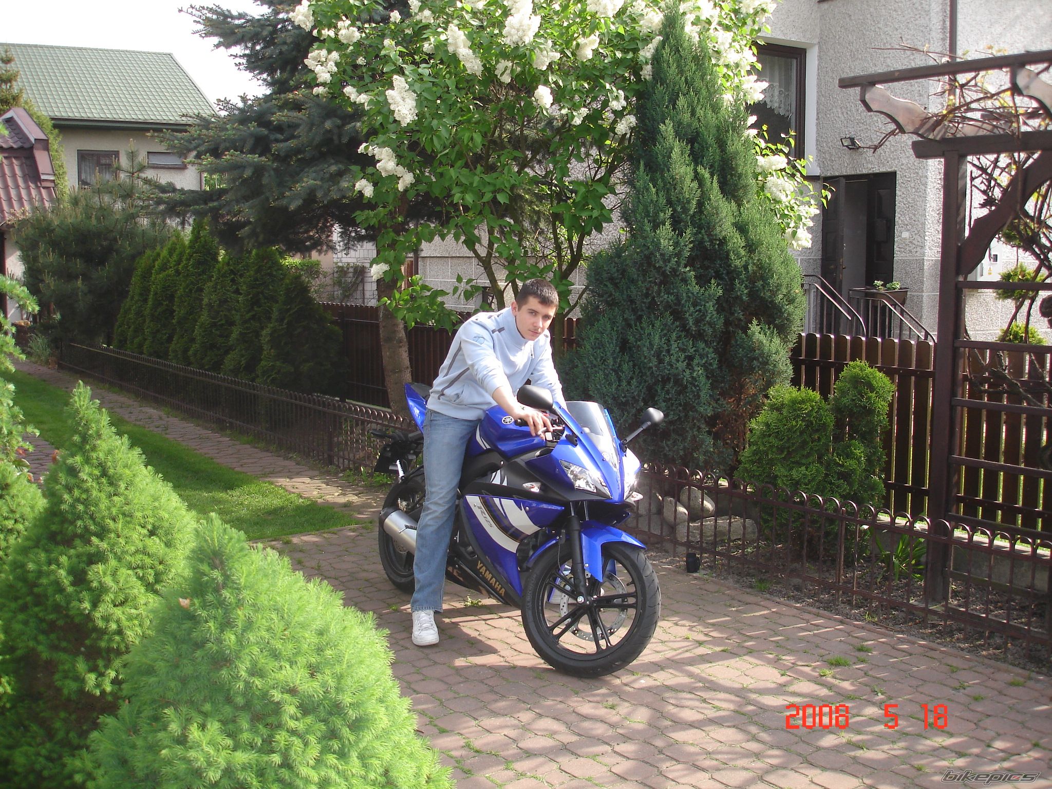 Photo 1363408