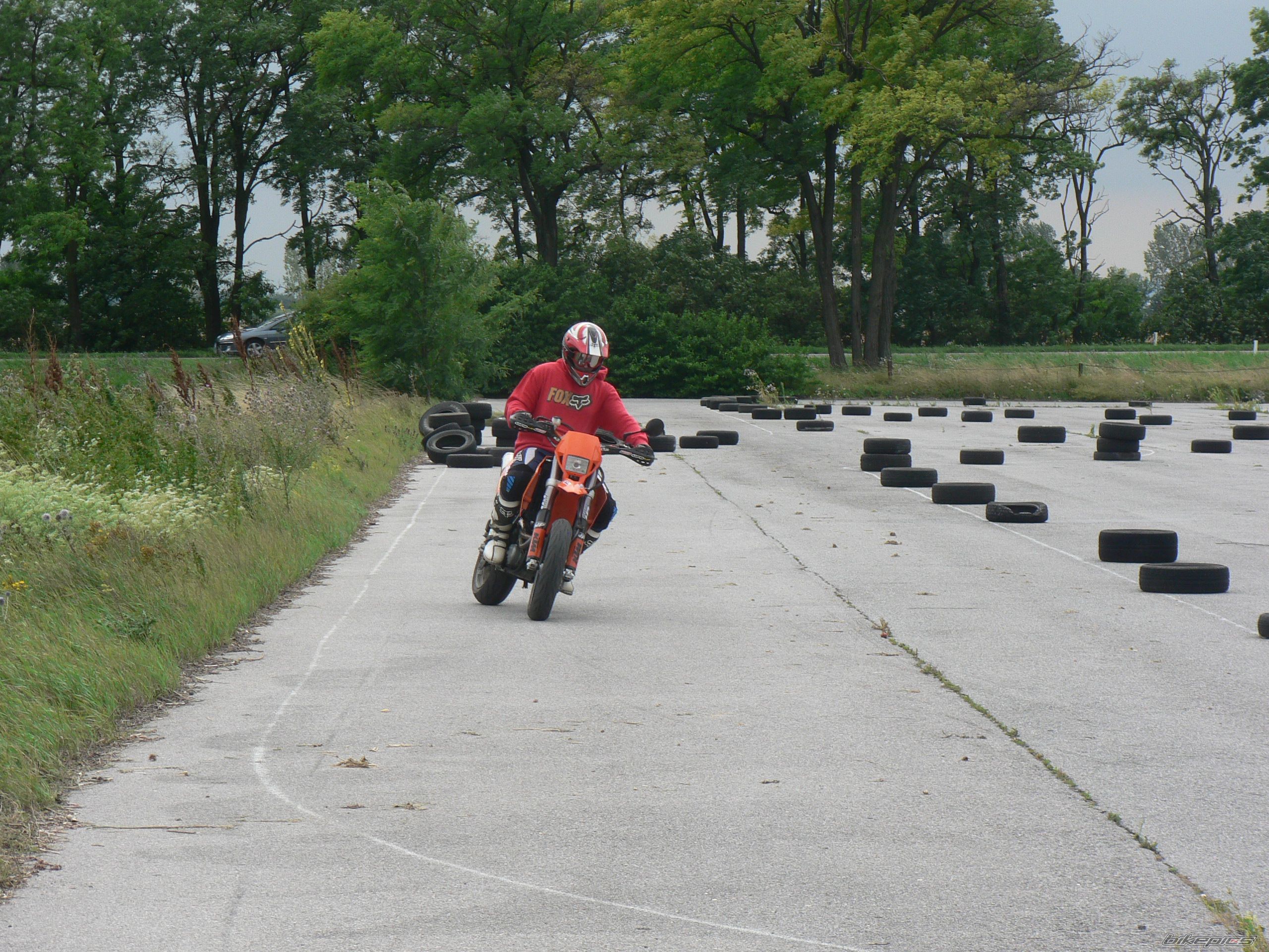 Photo 1363426