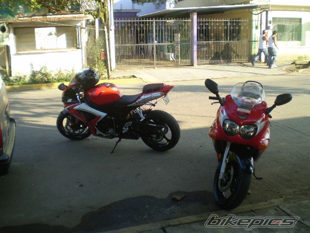 Photo 1363429