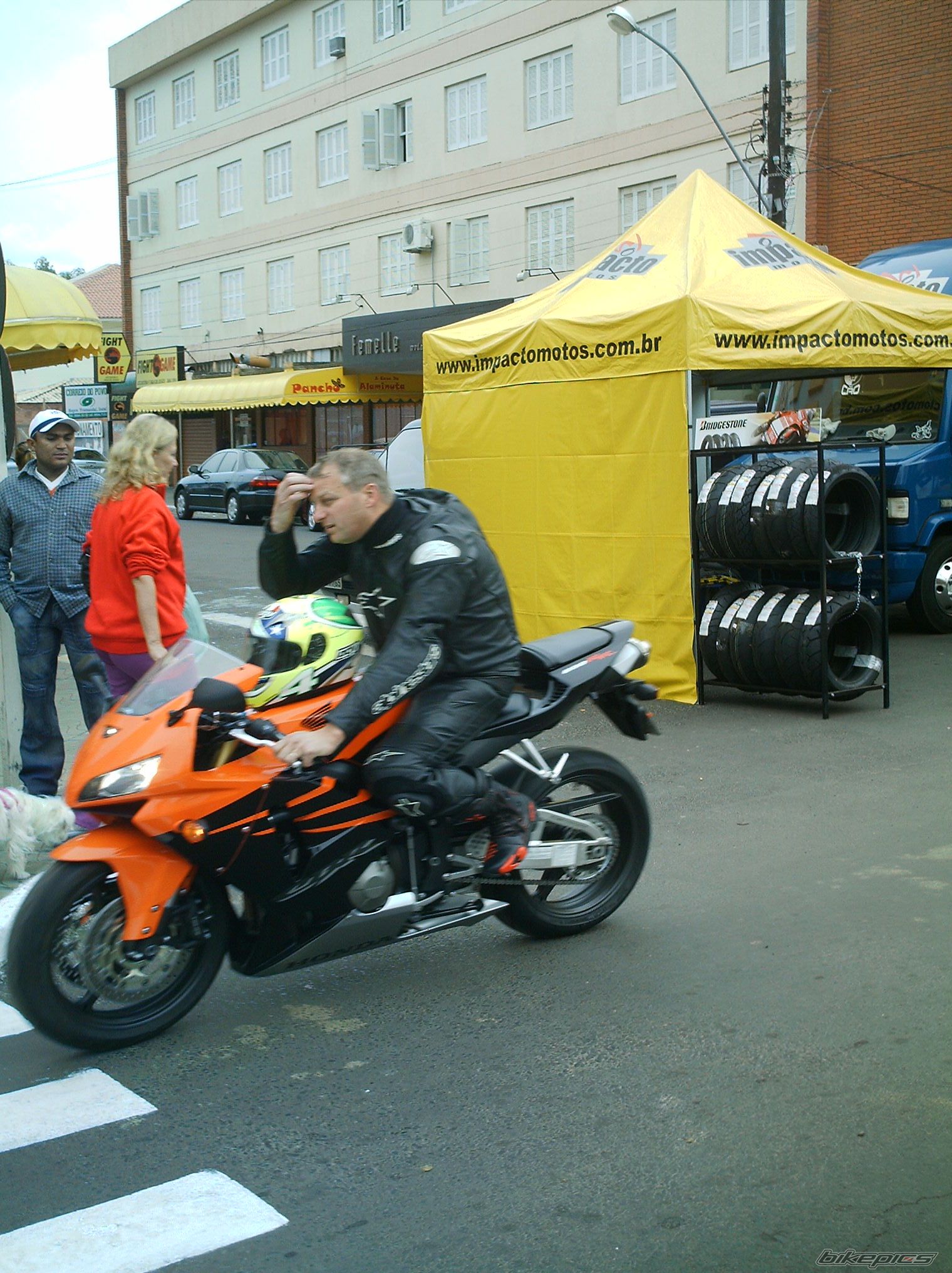 Photo 1363478
