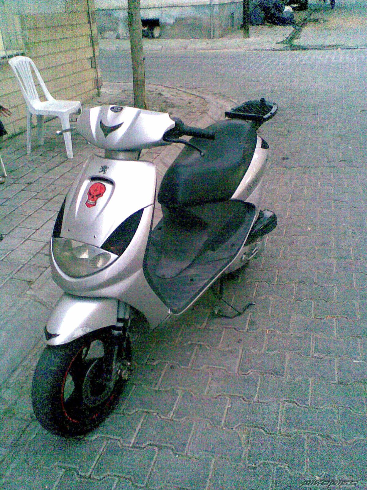 Photo 1363555