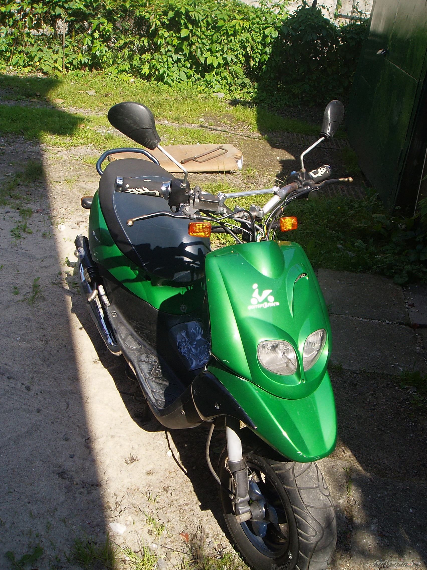 Photo 1363597