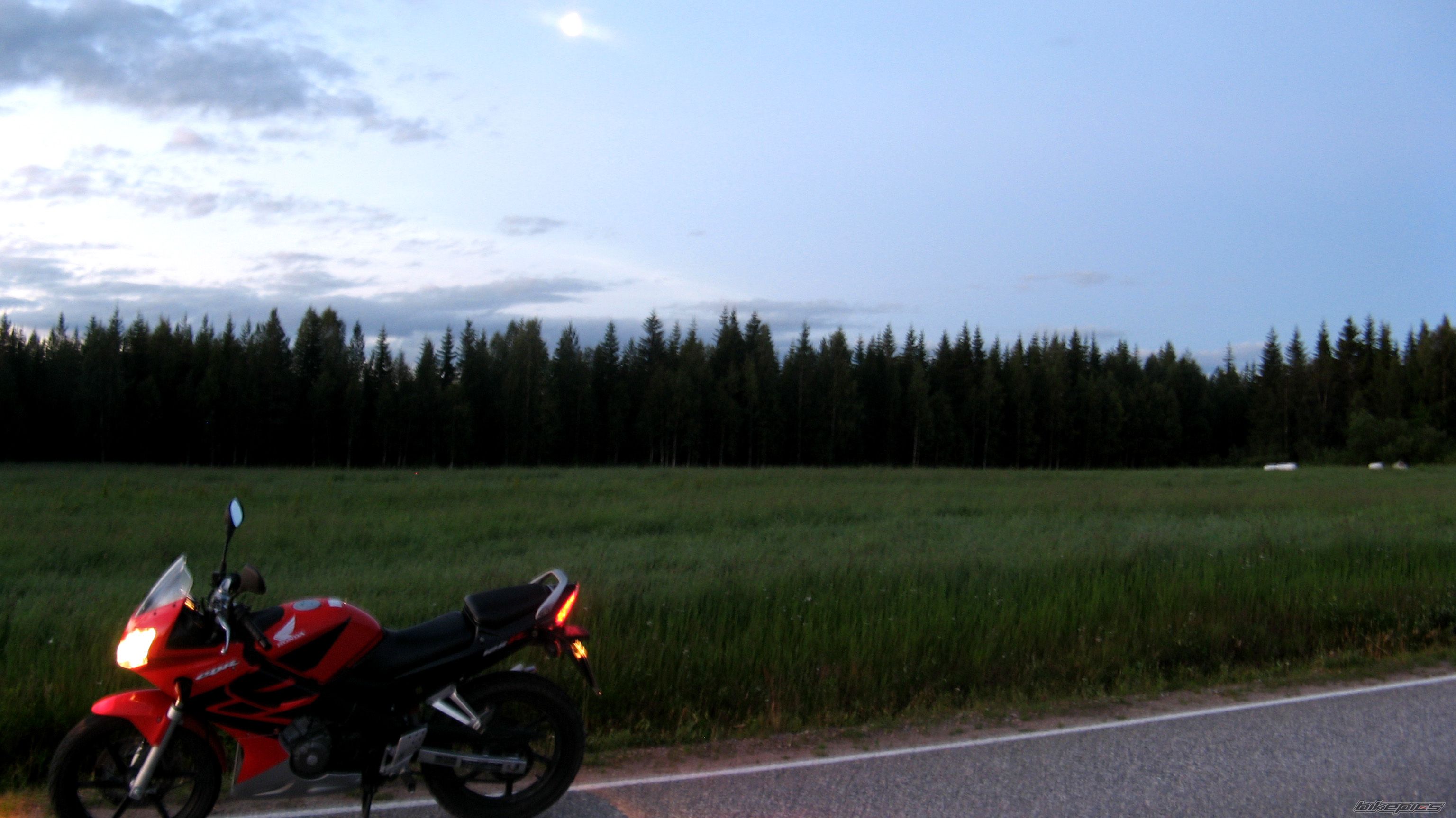 Photo 1363687
