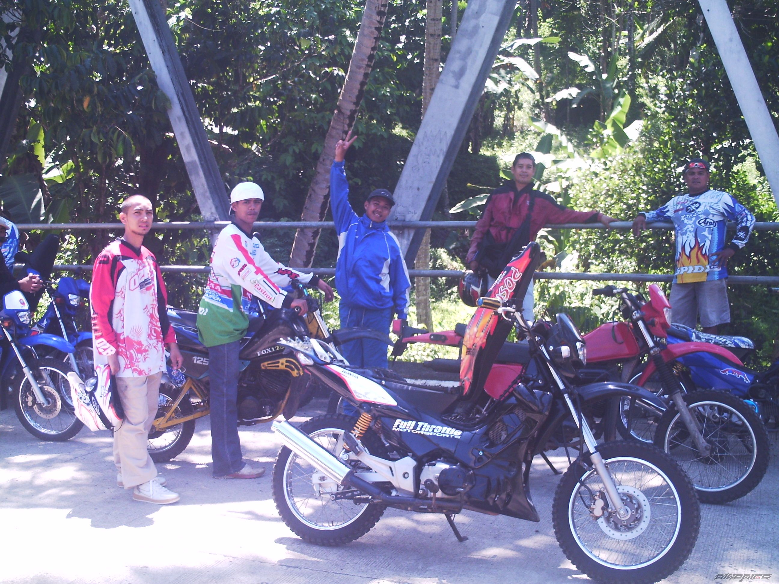 Photo 1363747