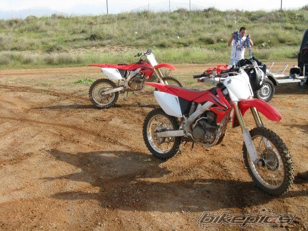 Photo 1363852
