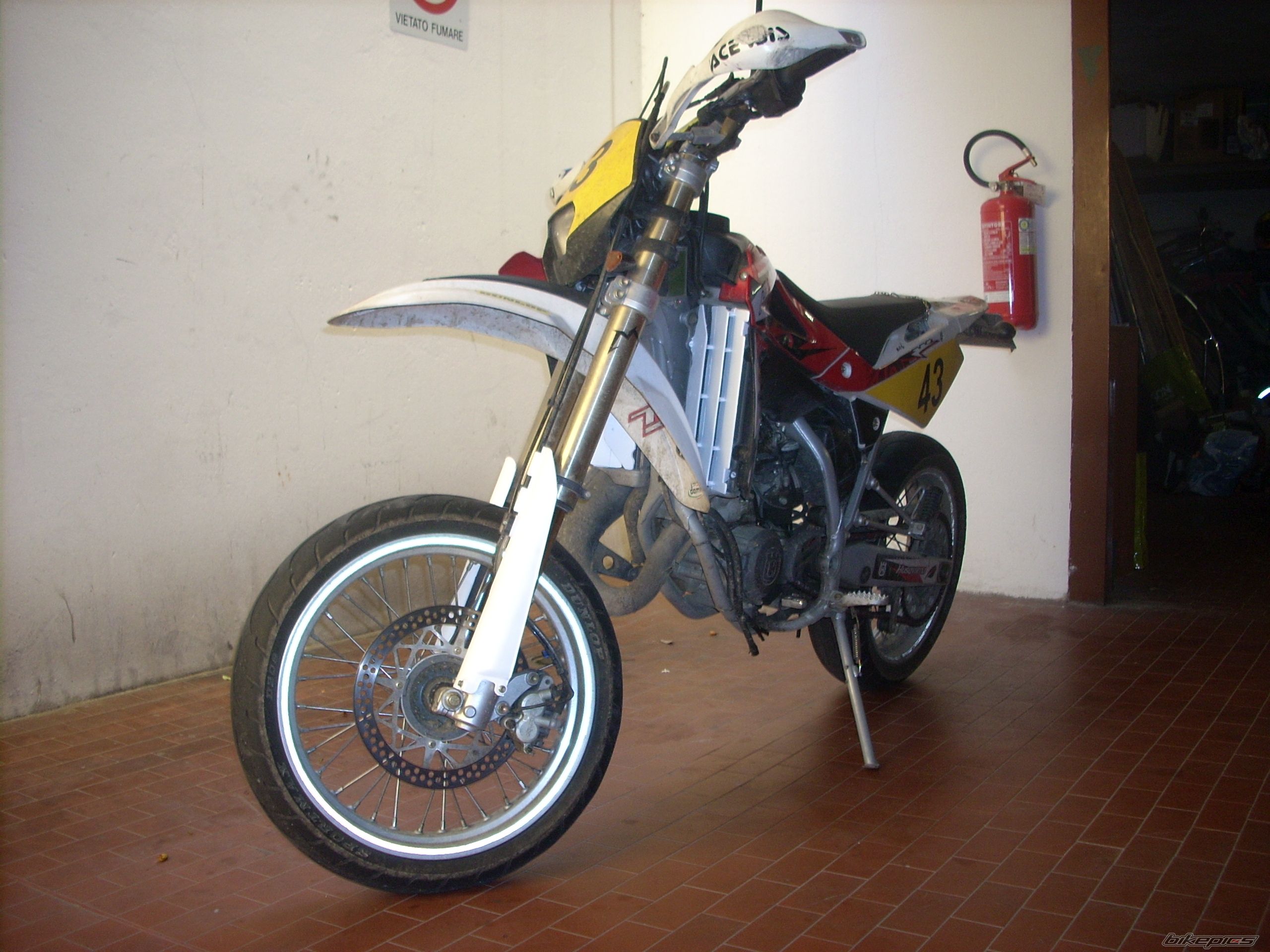 Photo 1363859