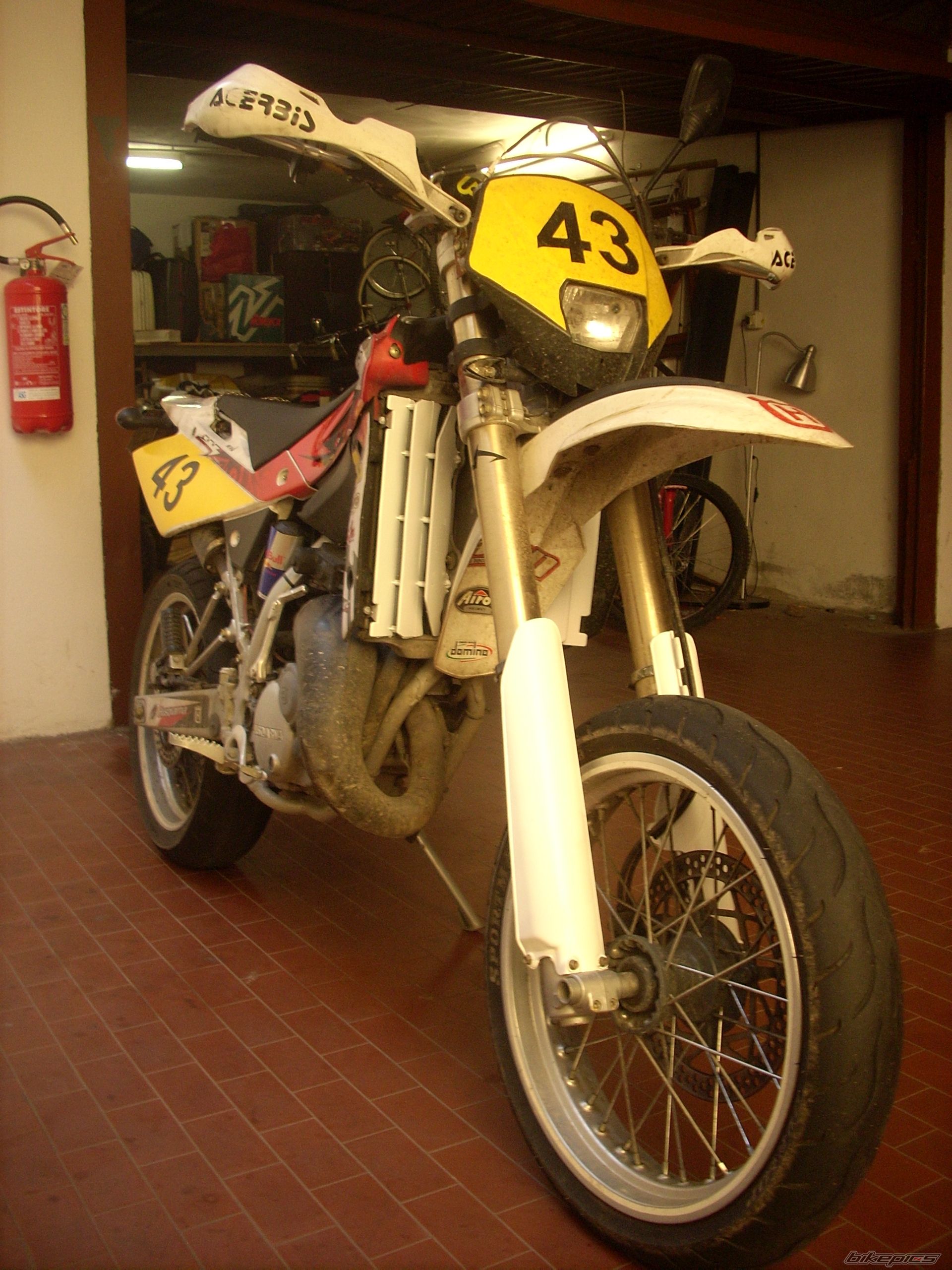 Photo 1363872