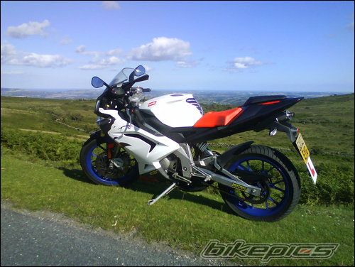 Photo 1363932