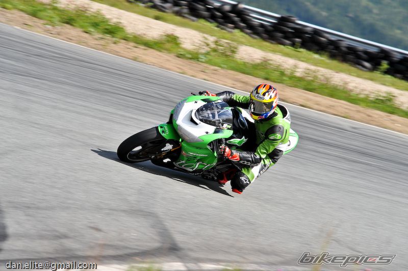 Photo 1363957