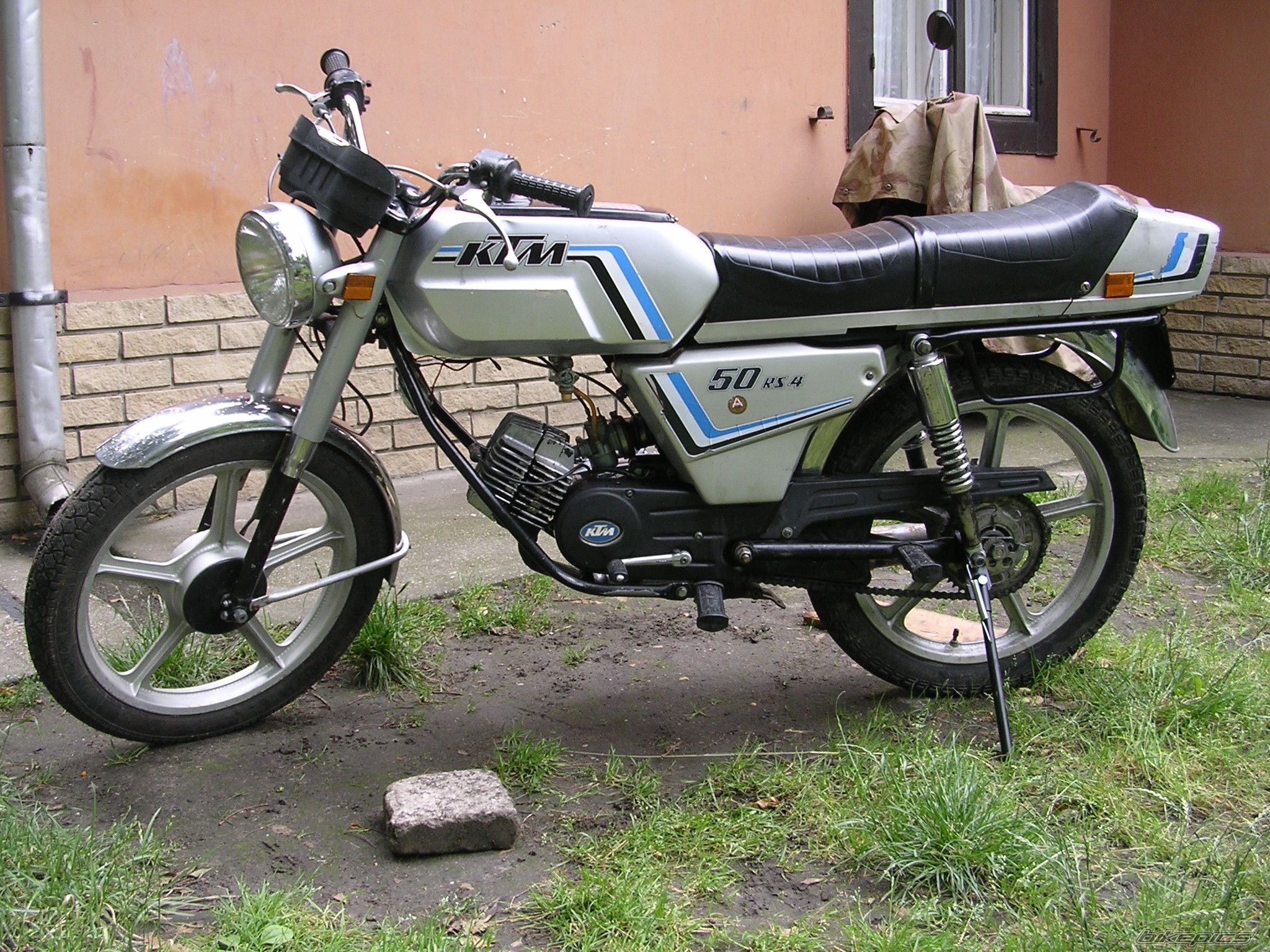 Photo 1363973
