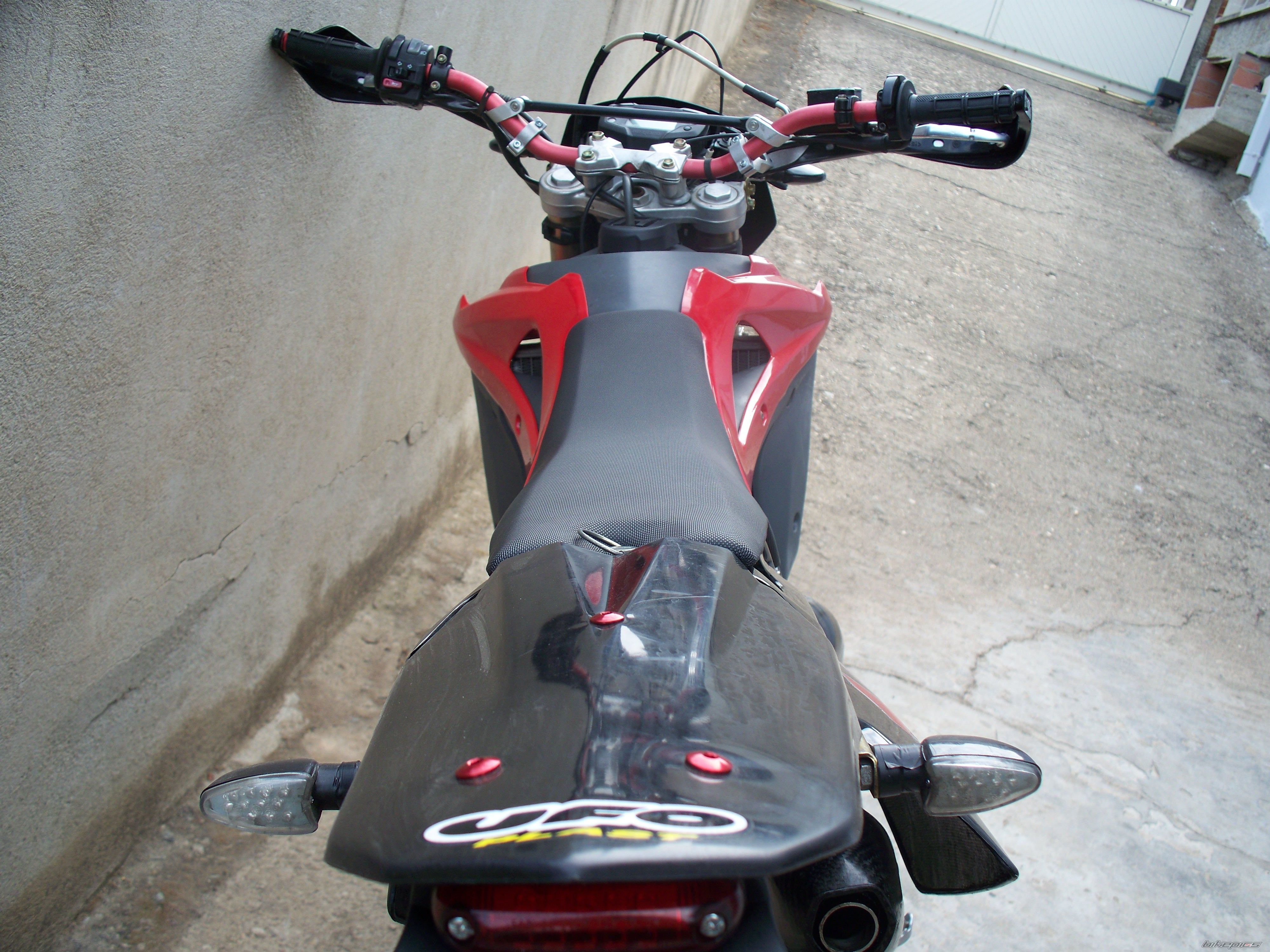 Photo 1364004
