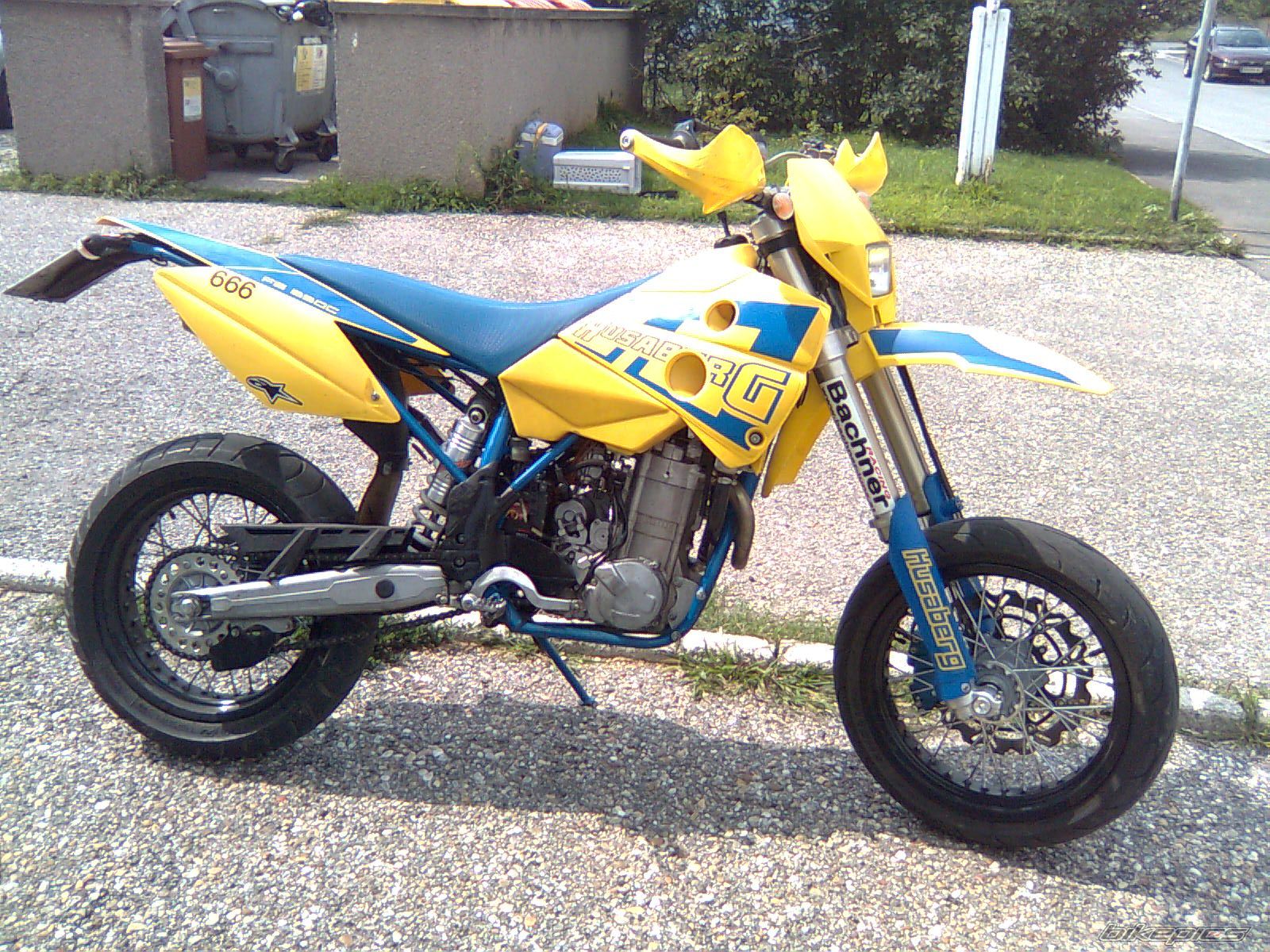 Photo 1364146
