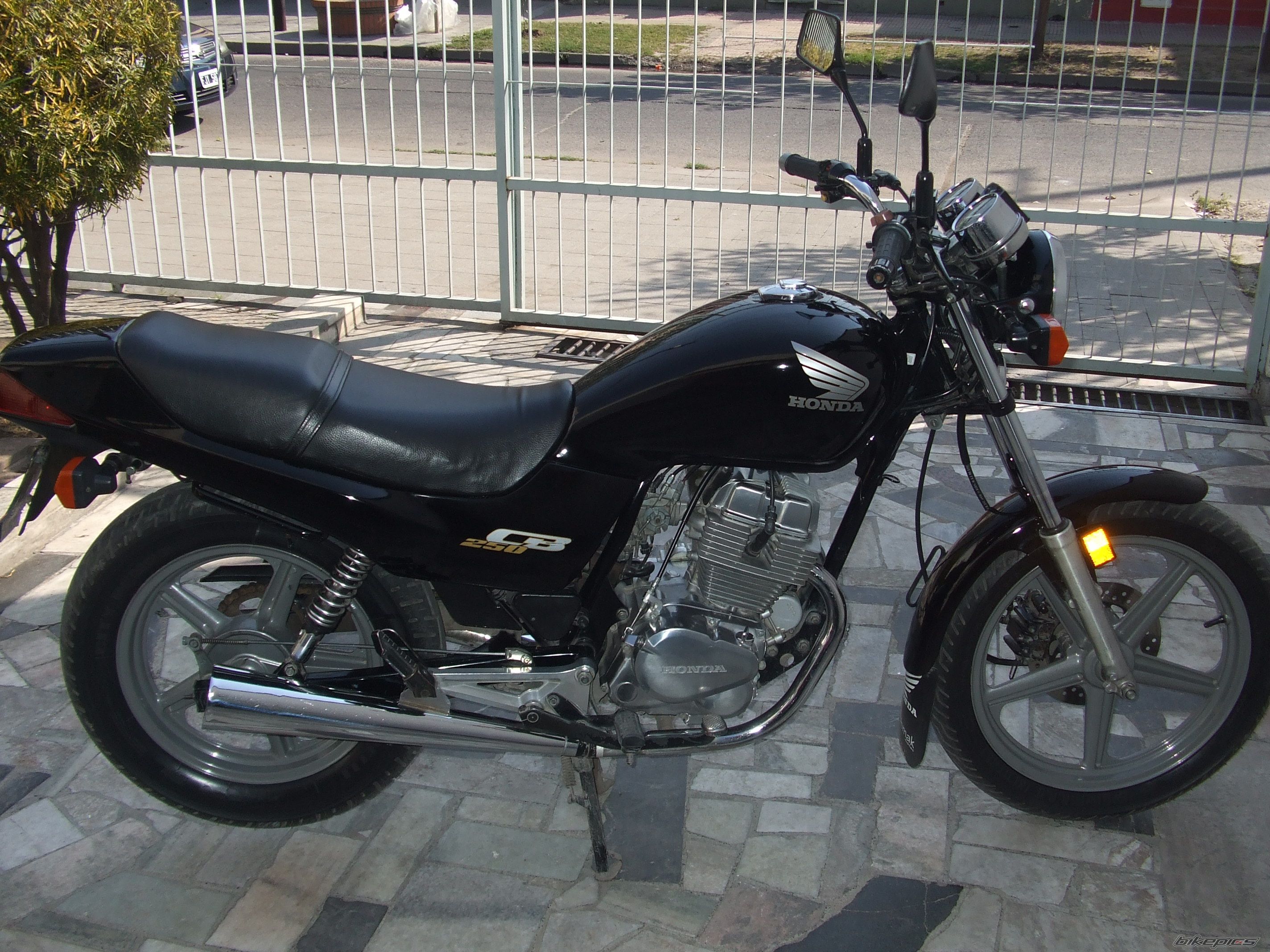 Bike Photo 1364463