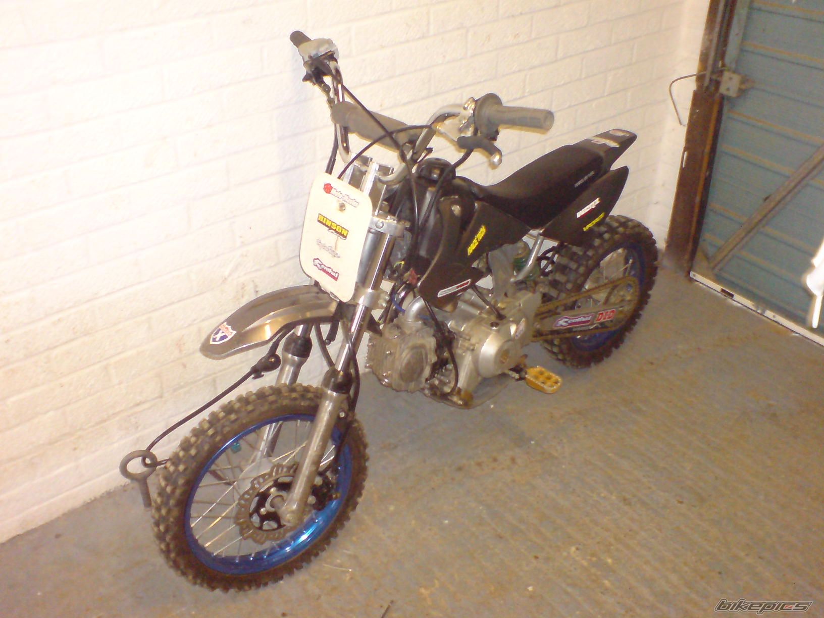 Photo 1364678