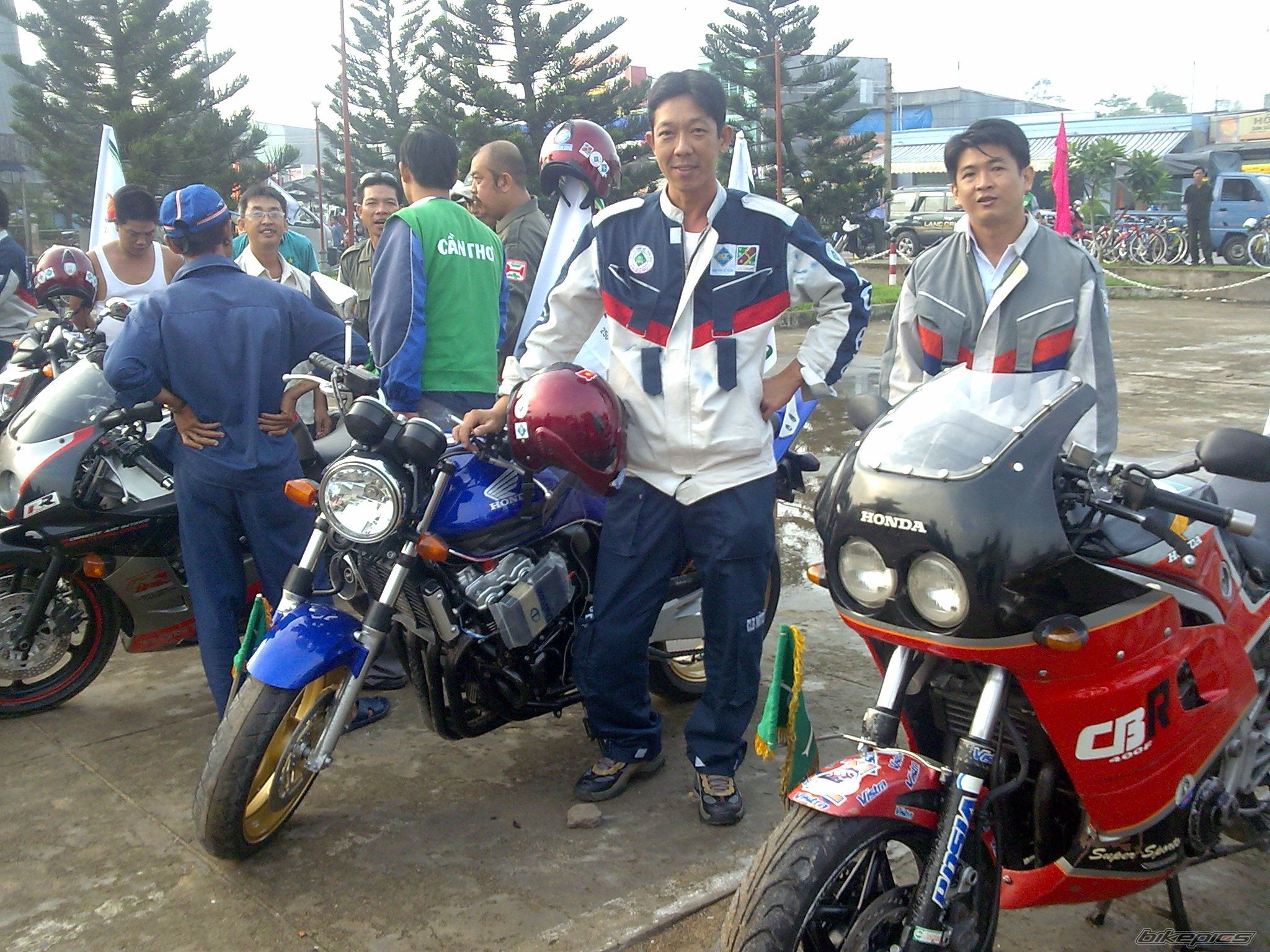 Photo 1364698