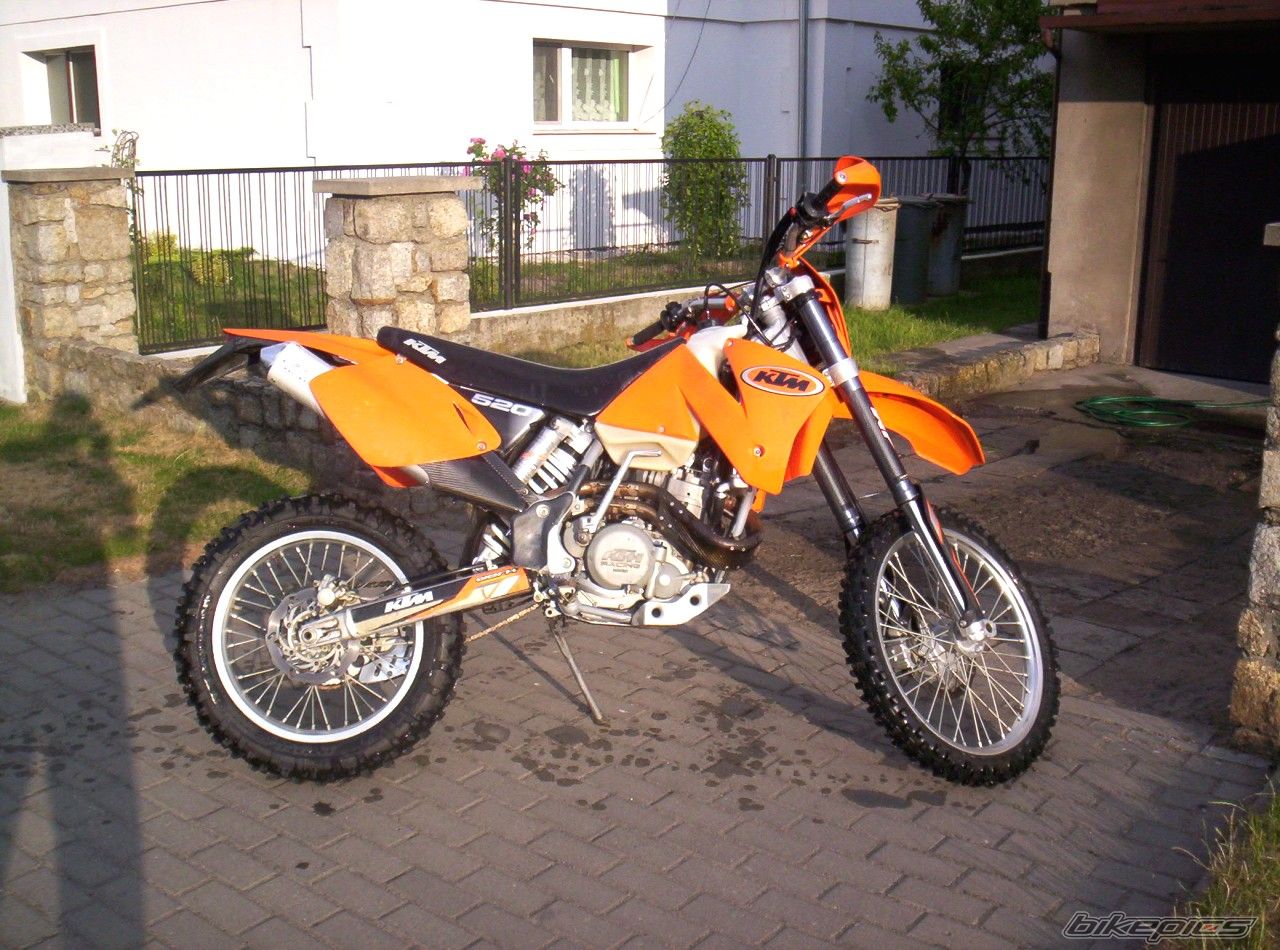 Photo 1364951