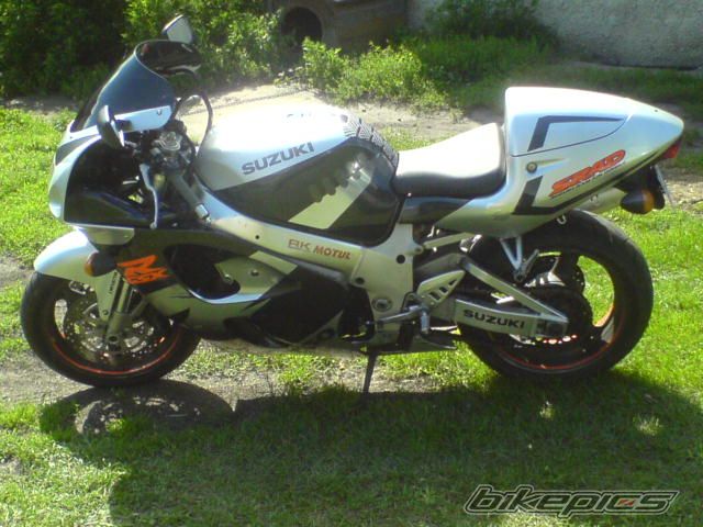 Photo 1365142