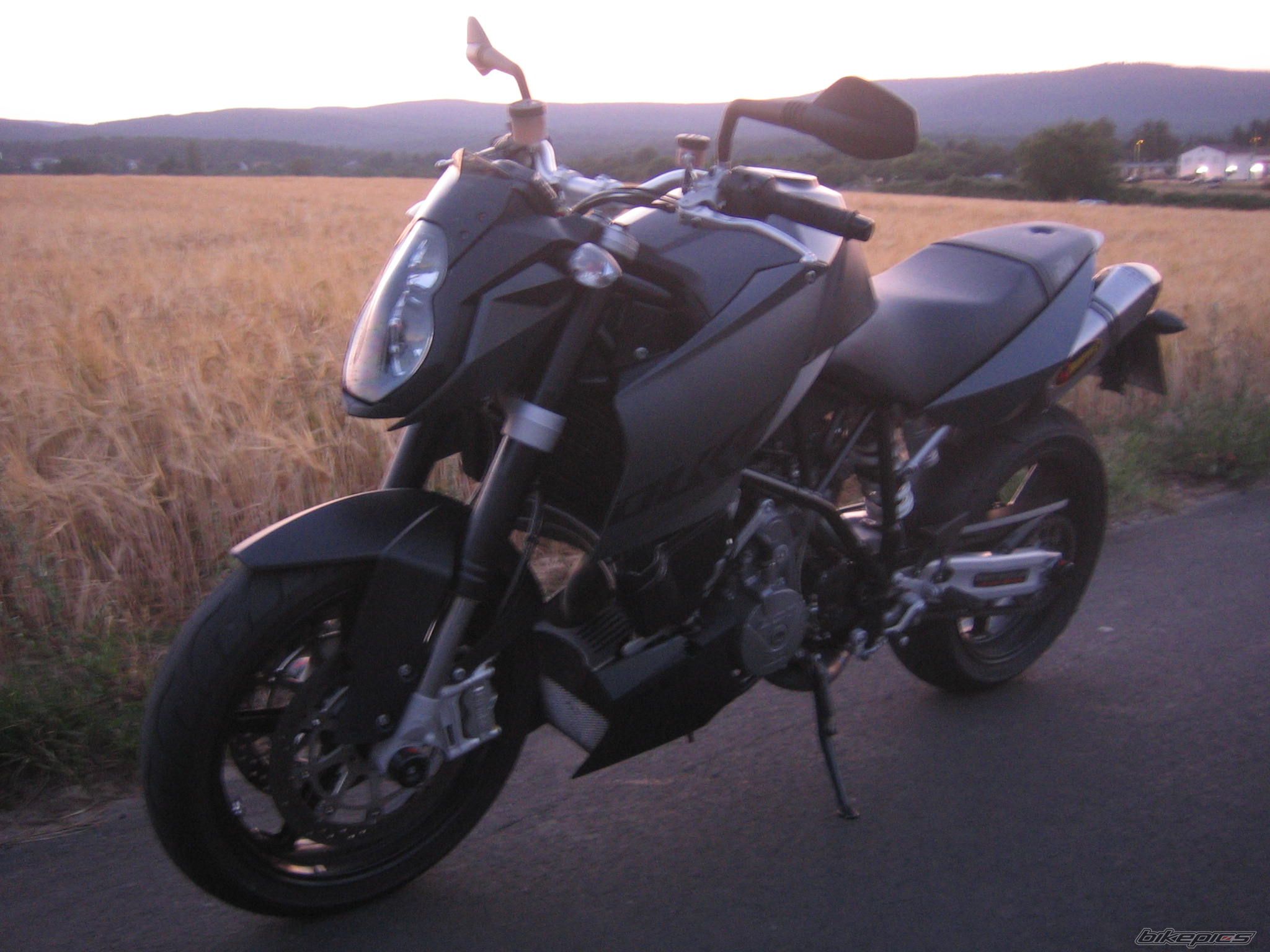 Bike Photo 1365352