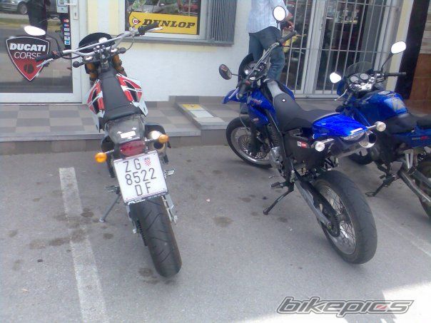 Photo 1365497