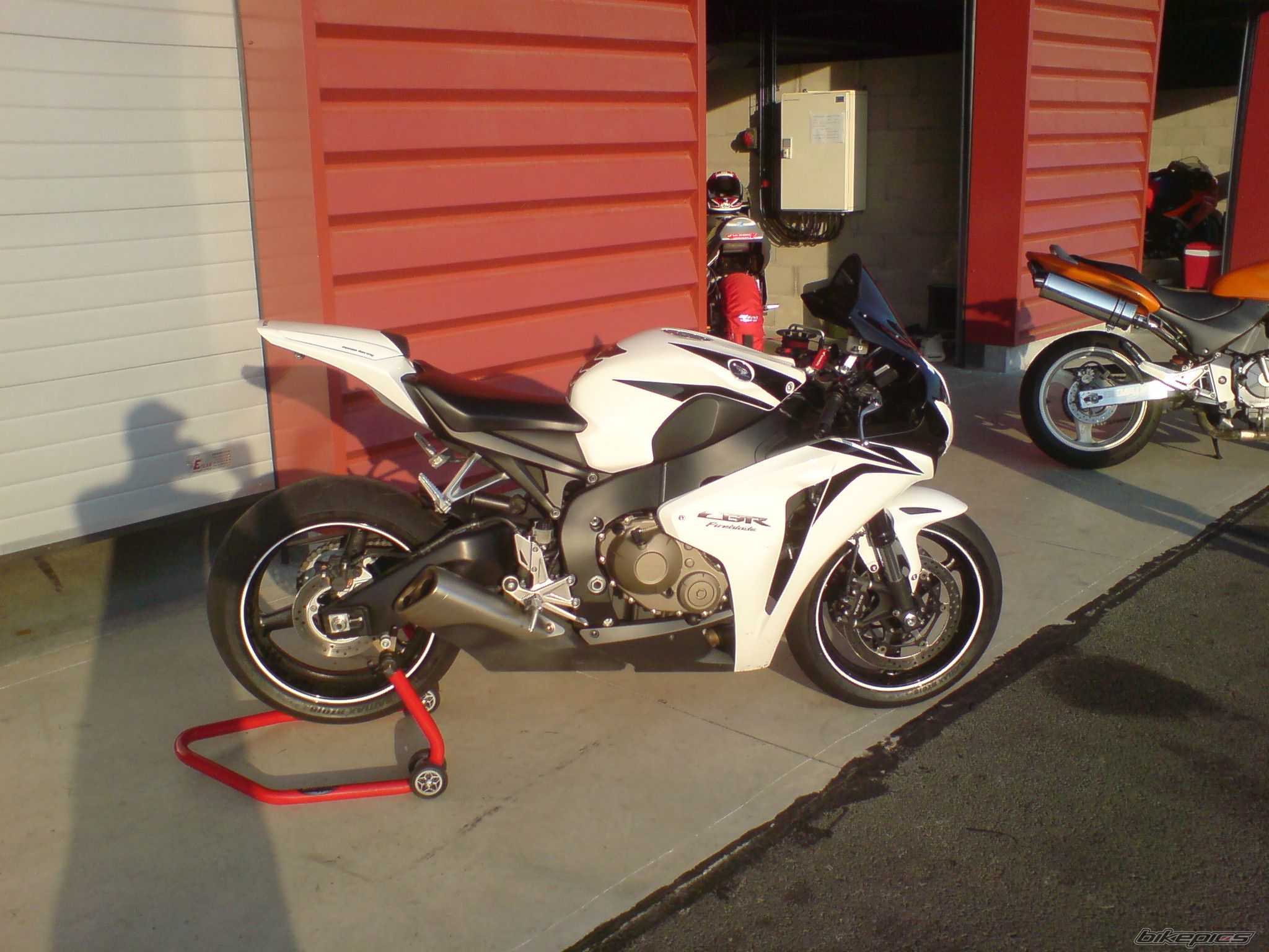 Bike Photo 1365636