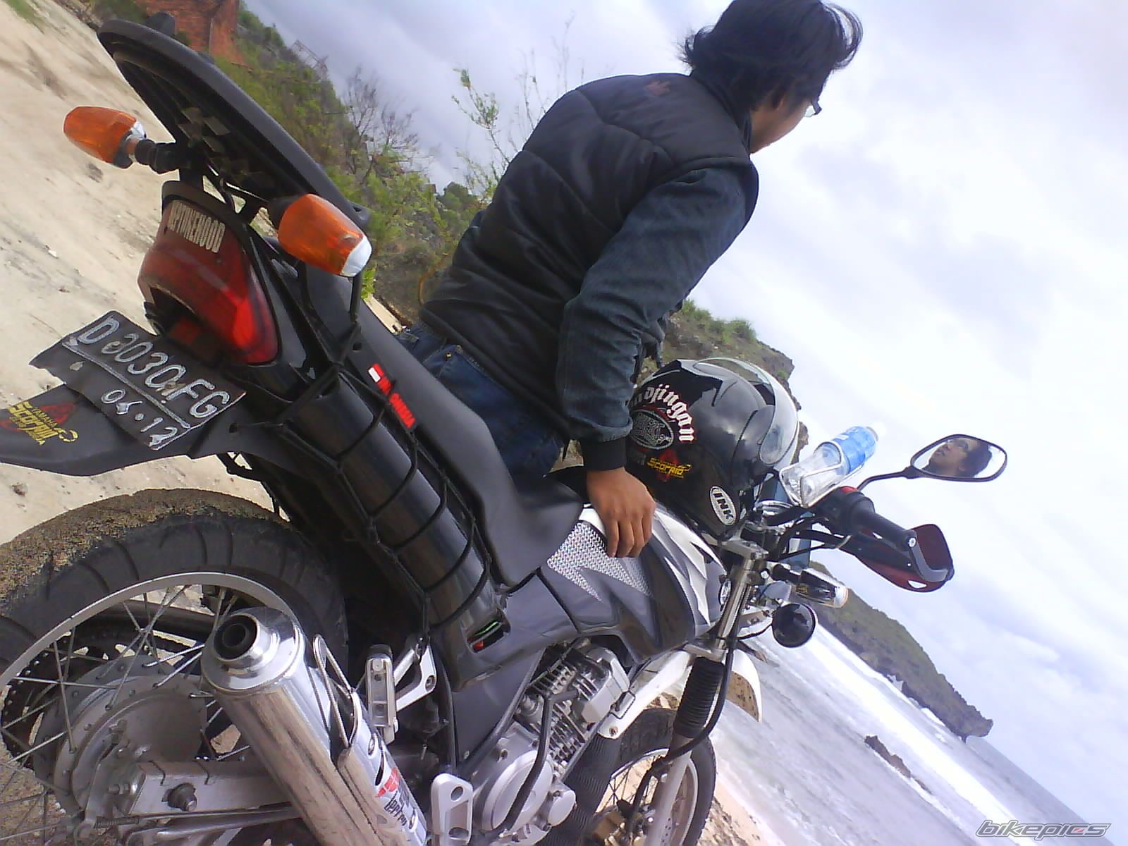 Photo 1365914