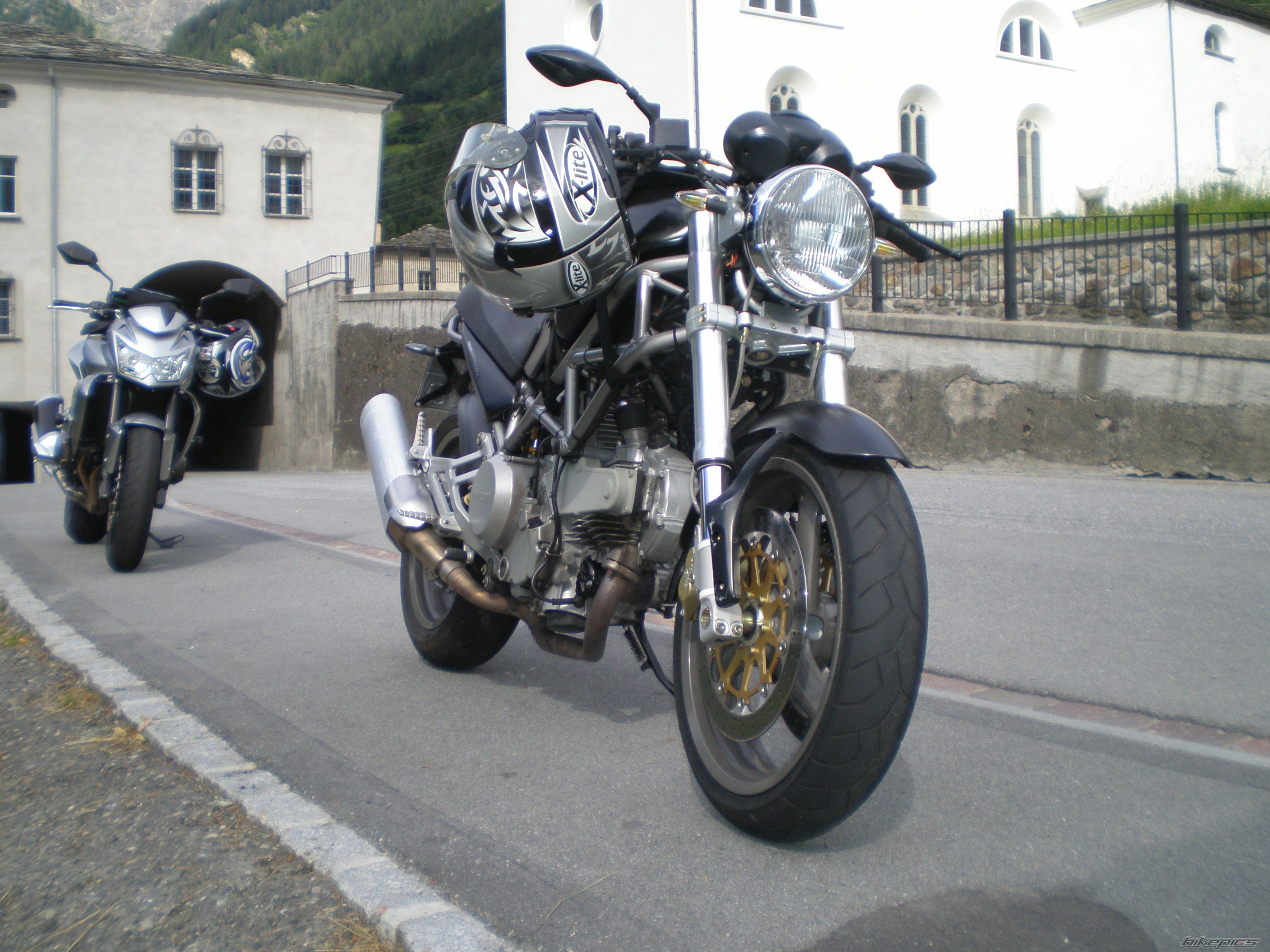 Photo 1366420