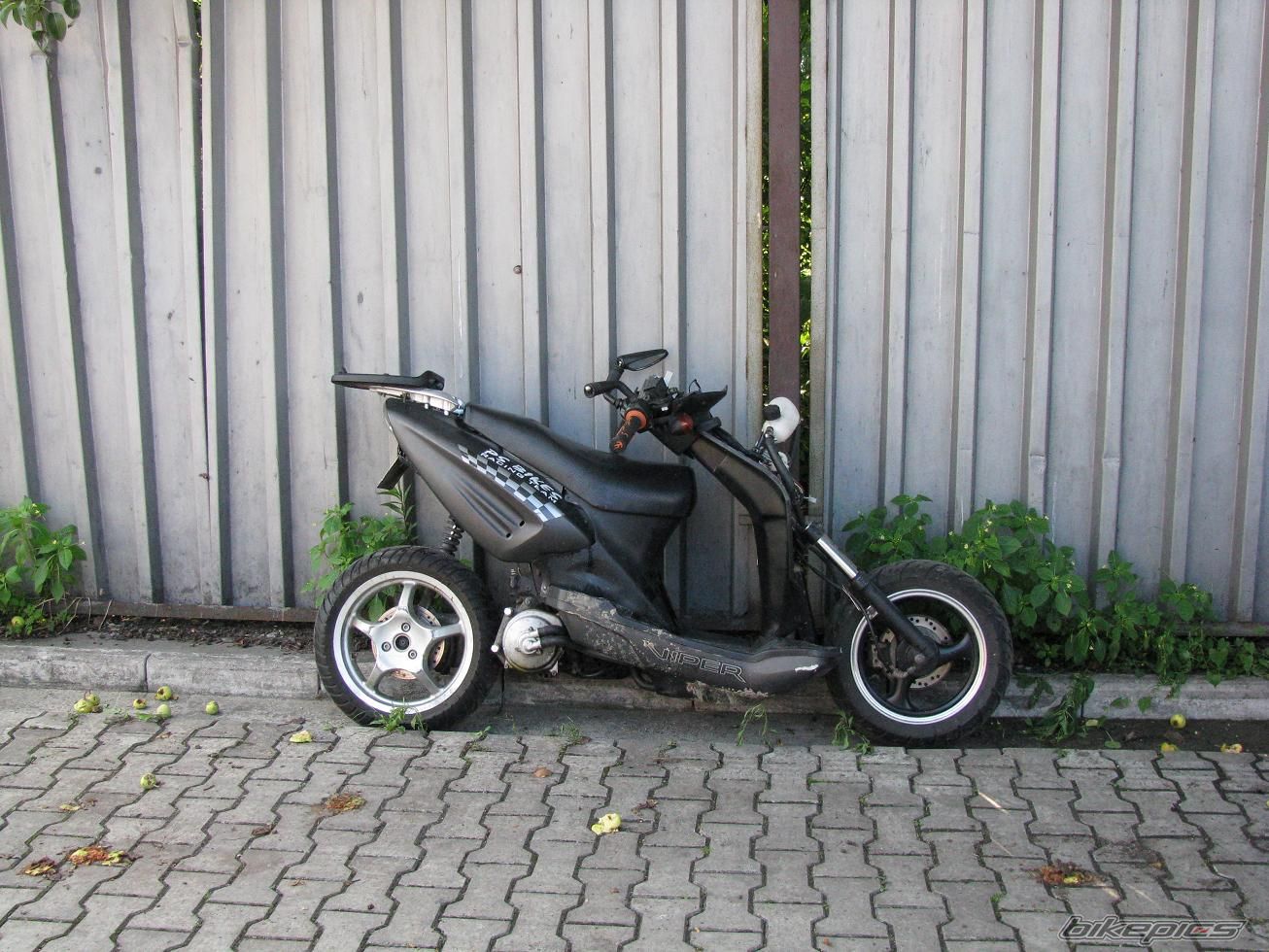 Photo 1366849