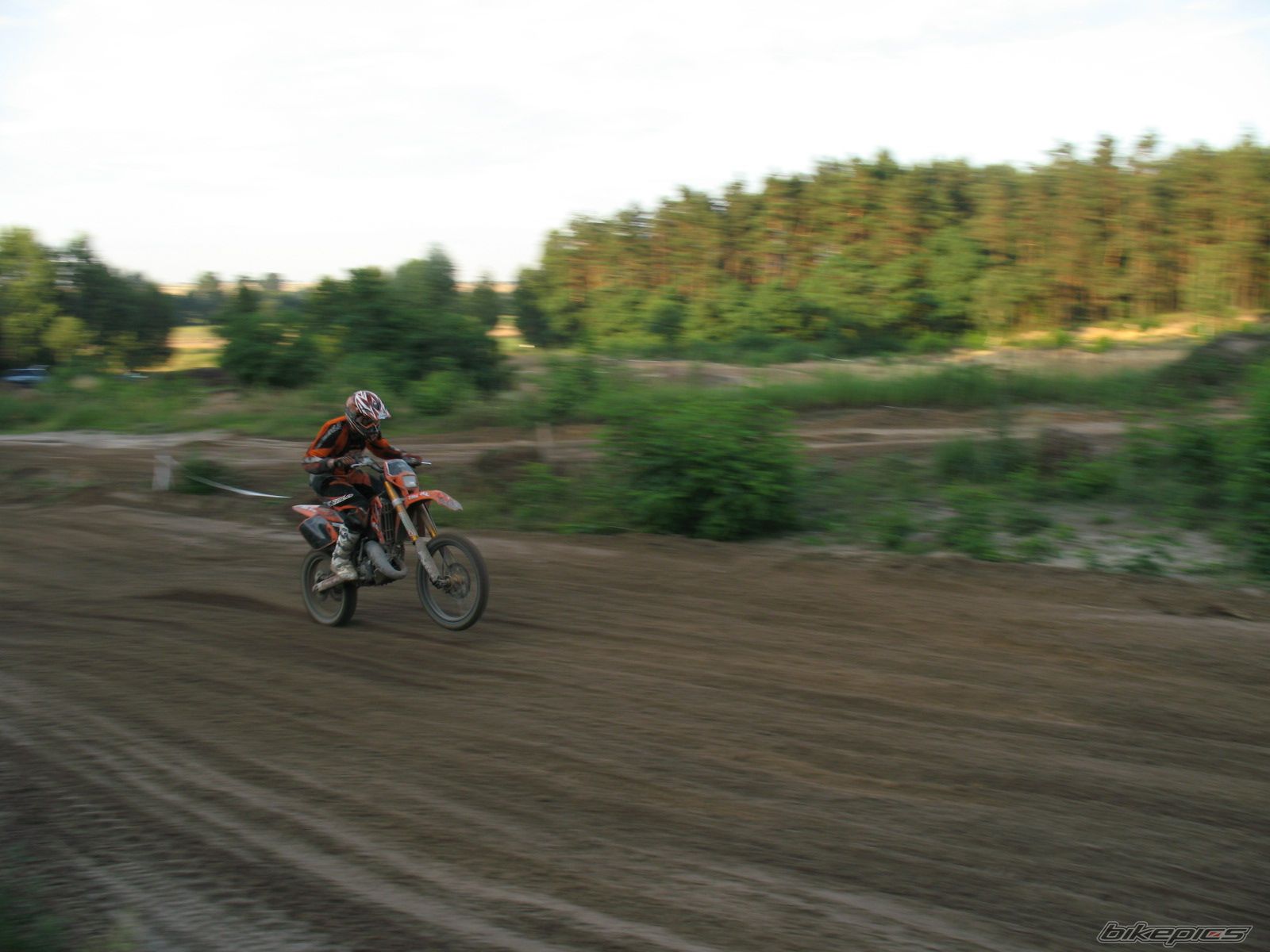 Photo 1366909
