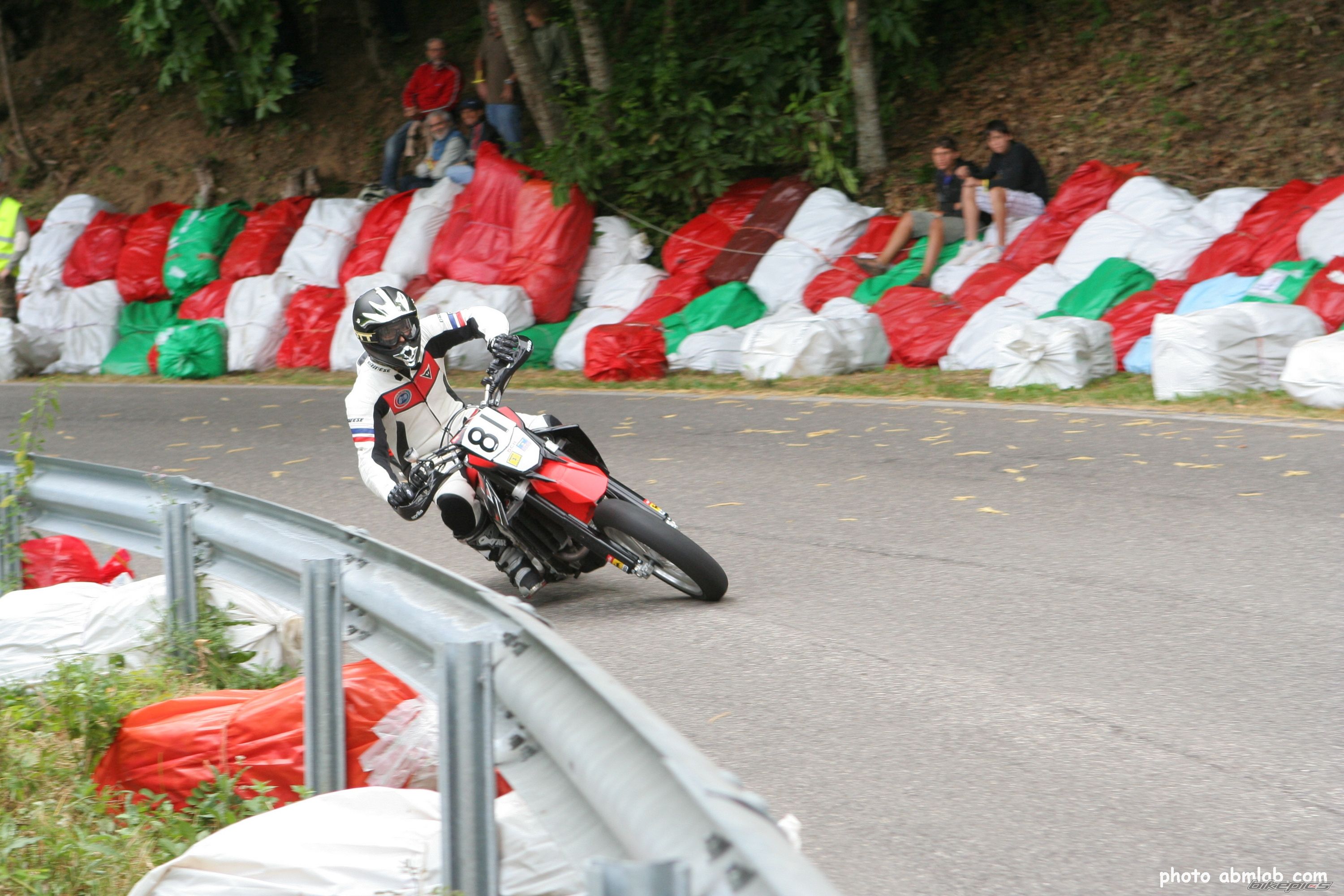 Photo 1367192