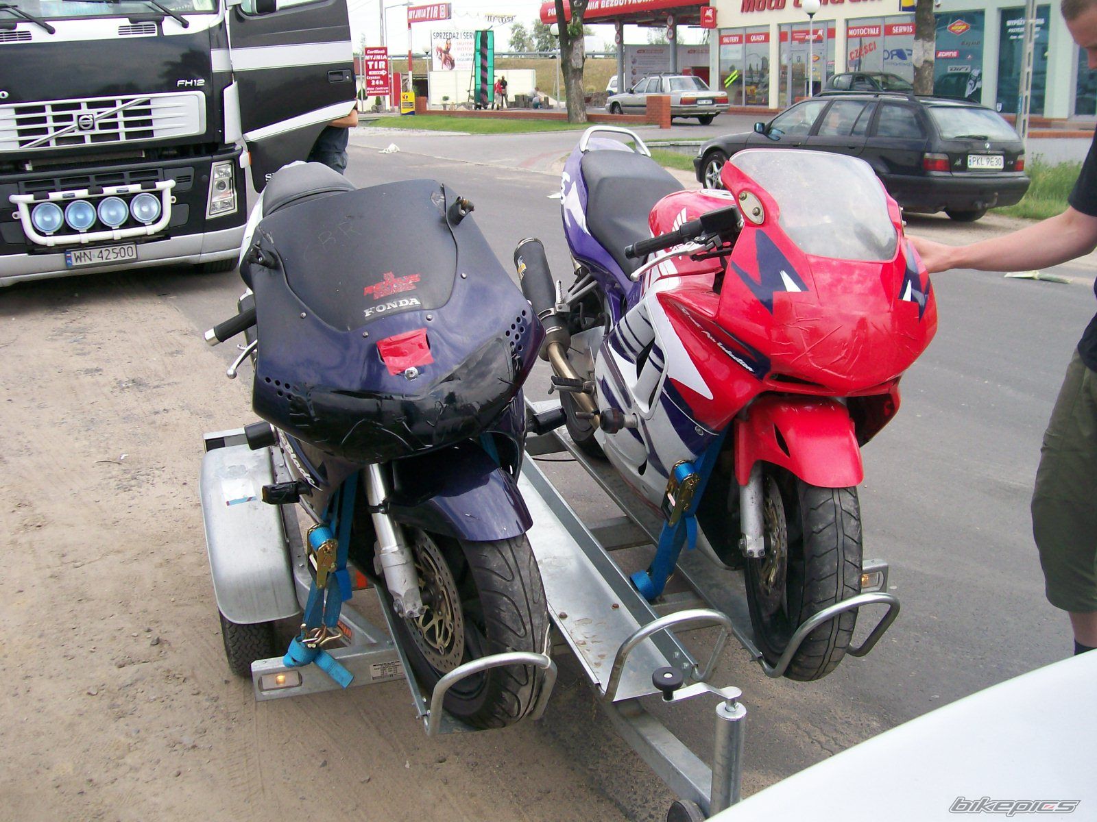 Photo 1367243