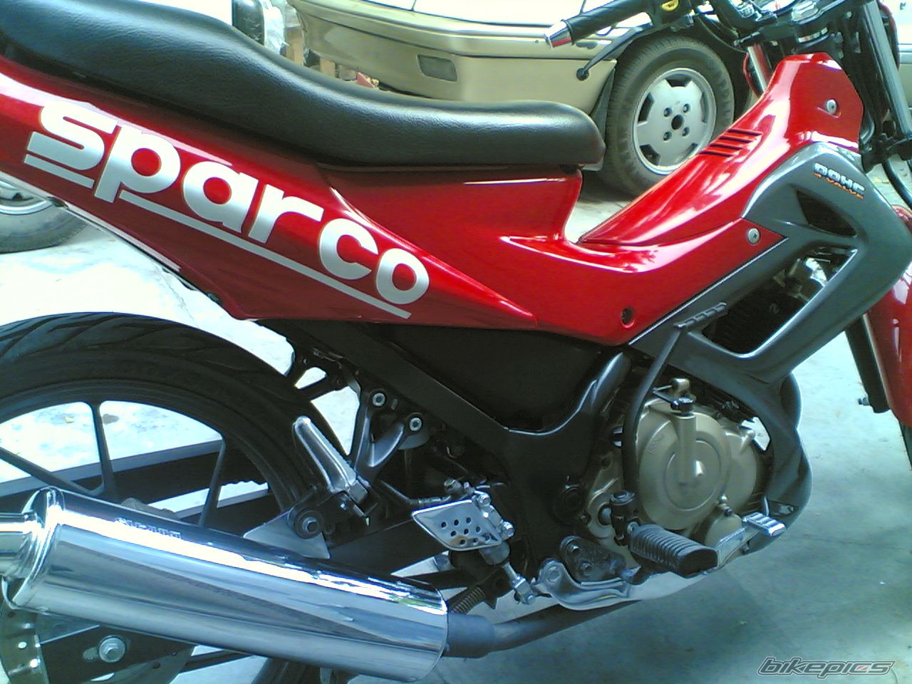 Photo 1367254