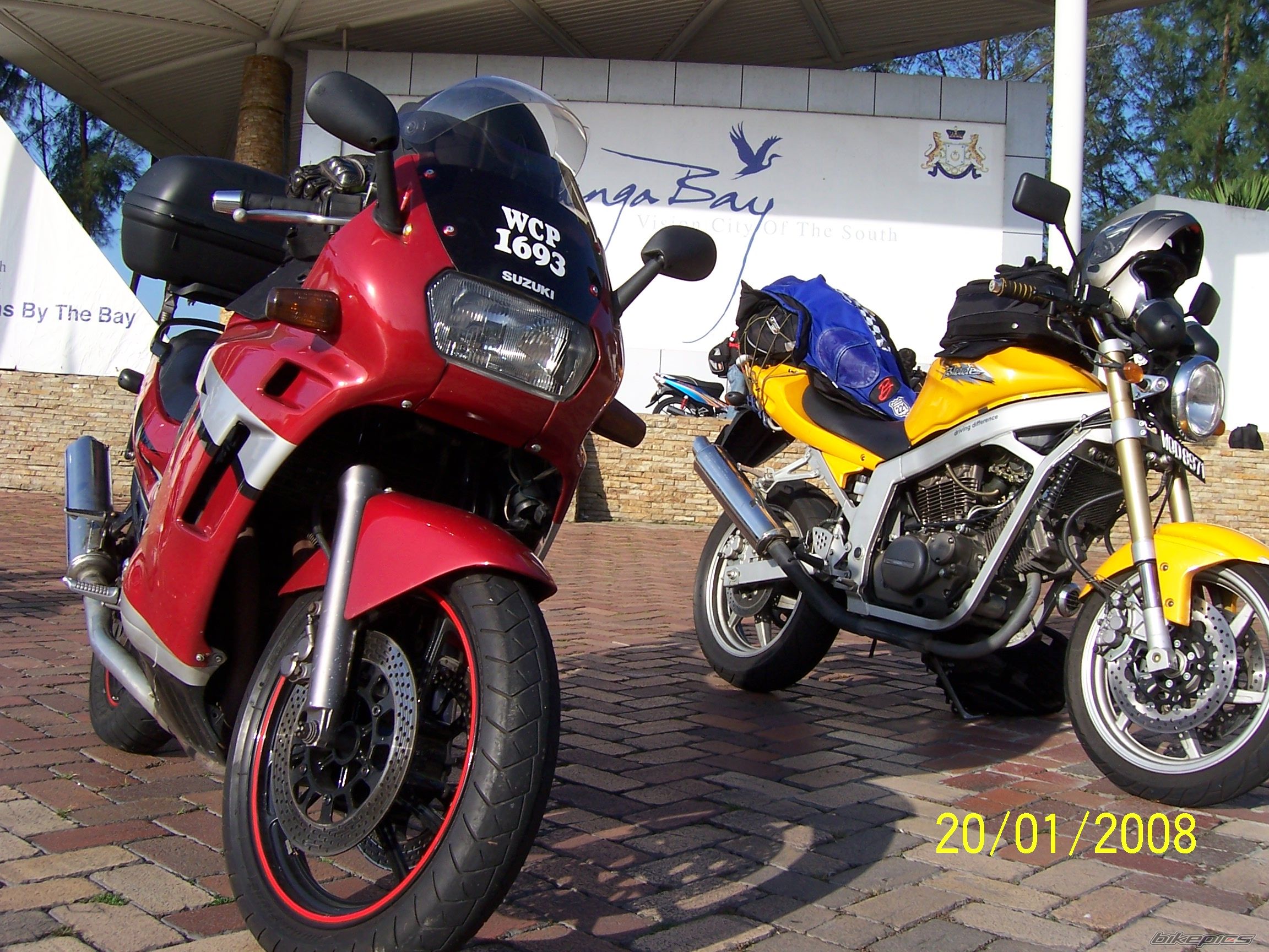 Photo 1367260