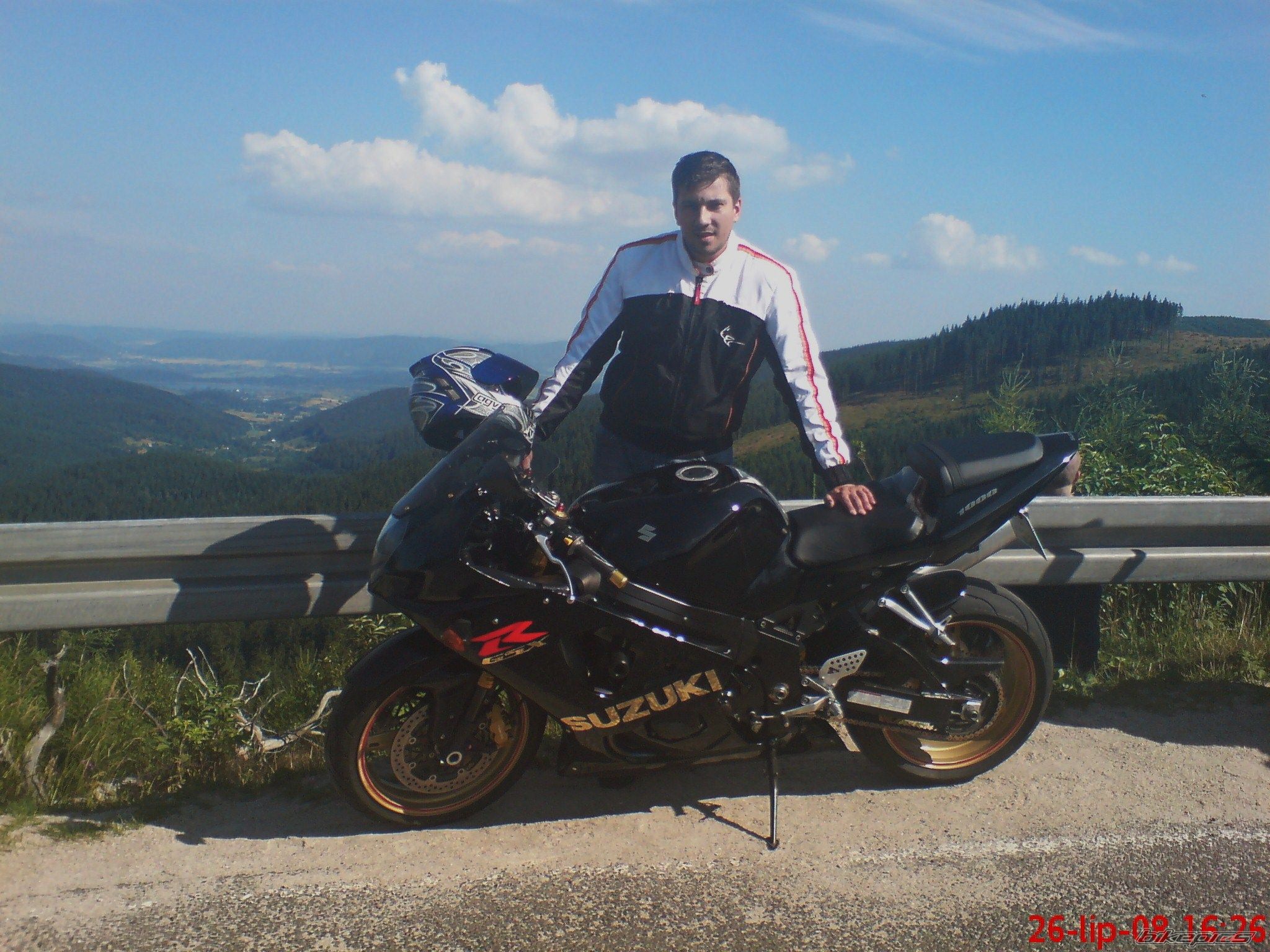 Photo 1367407