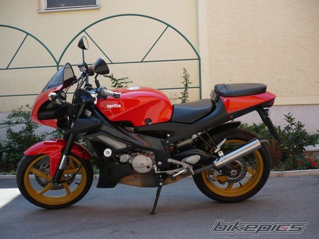 Photo 1367426