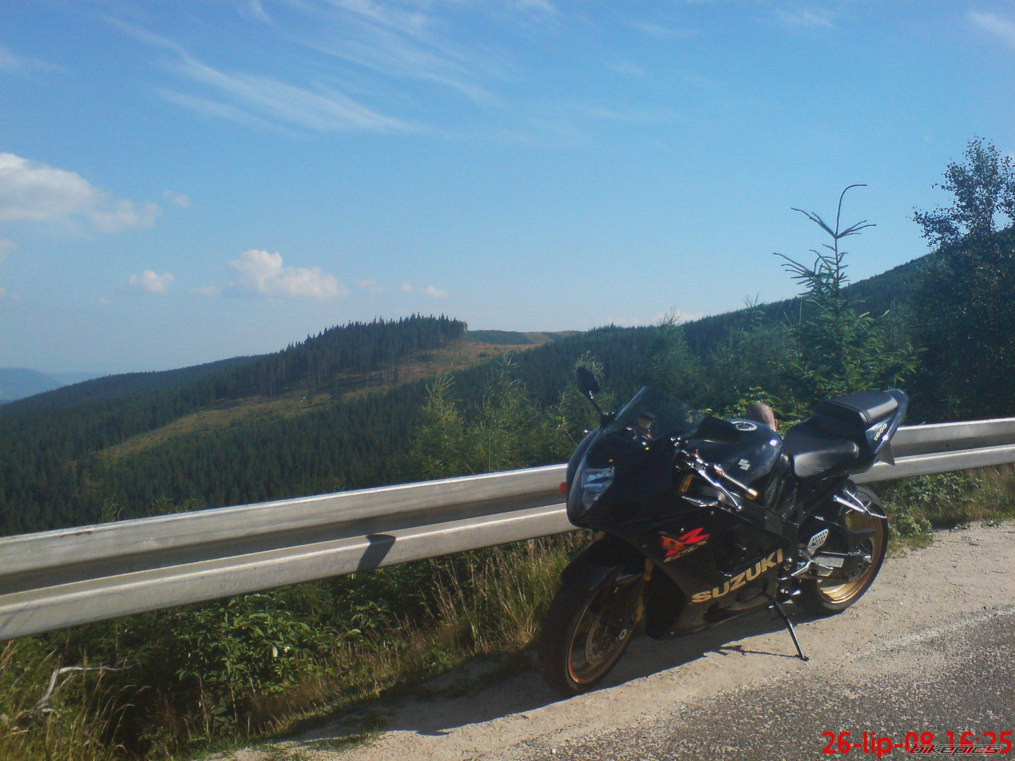 Photo 1367504