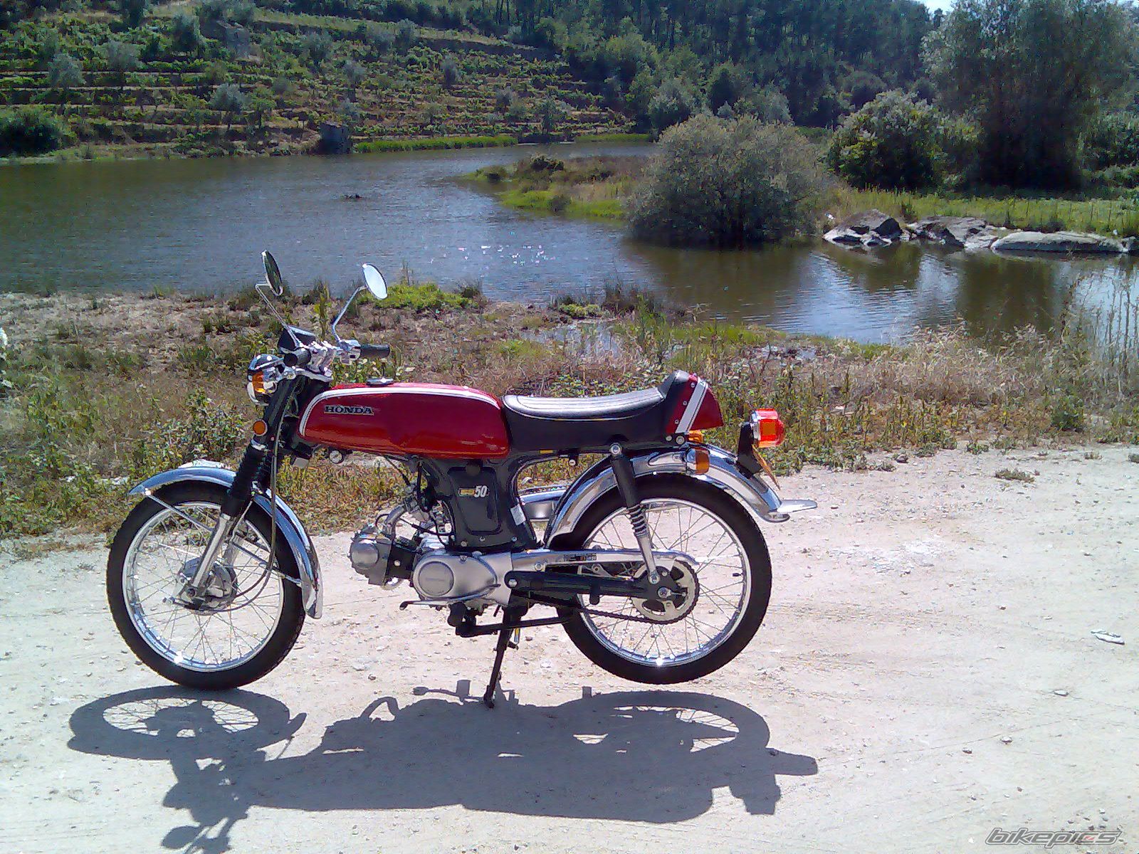 Photo 1367770