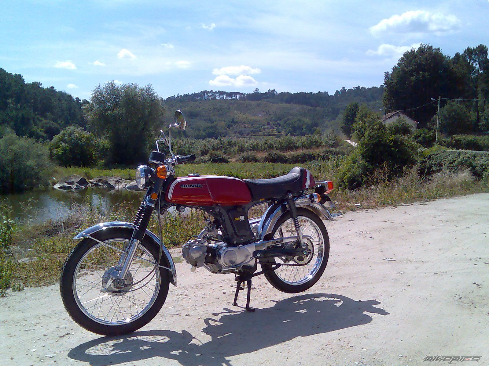 Photo 1367776