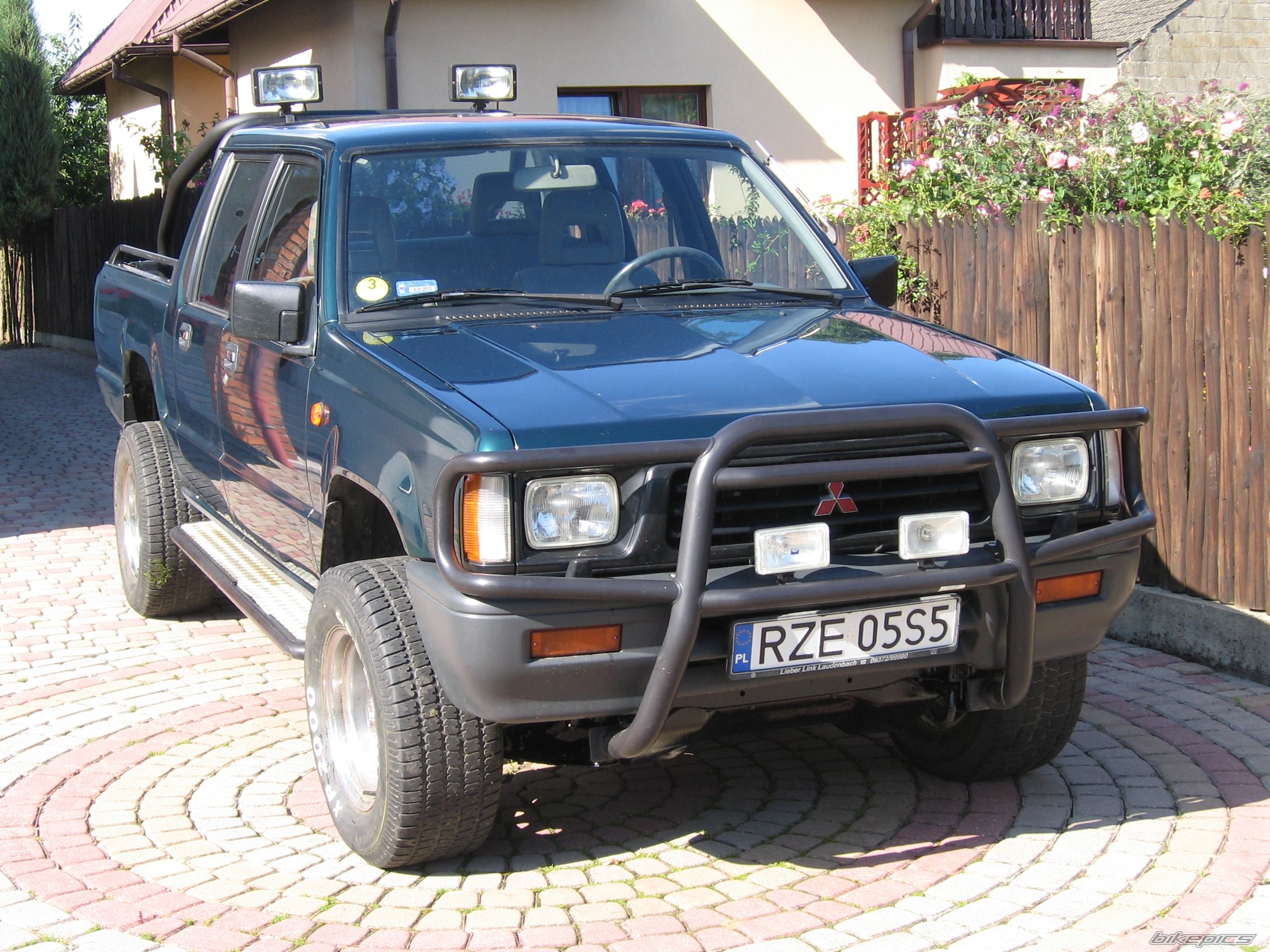 Photo 1367869