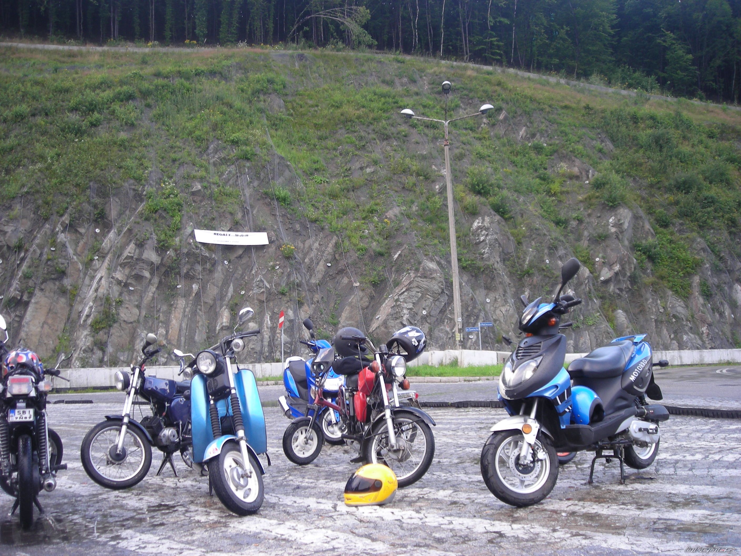 Photo 1367956