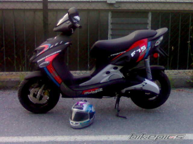 Photo 1367966