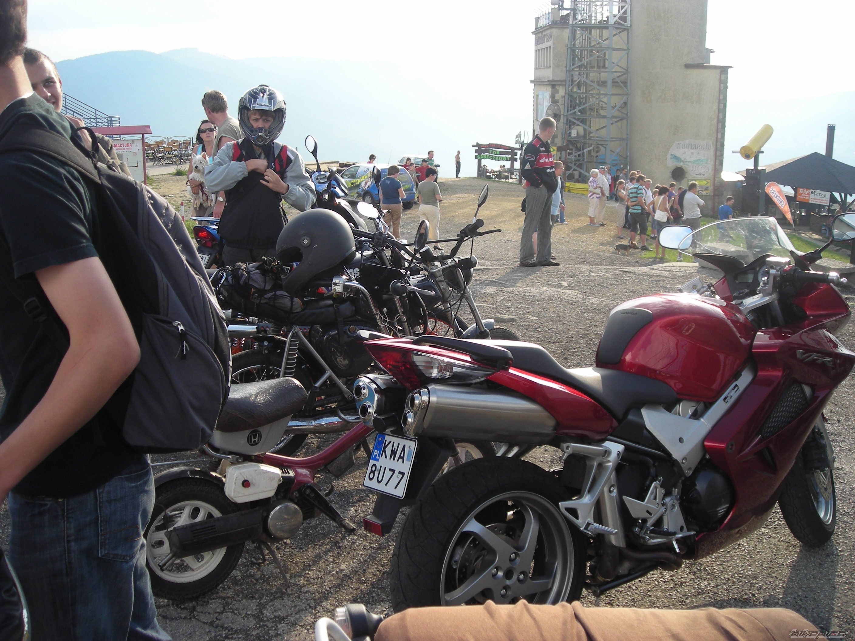 Photo 1367999